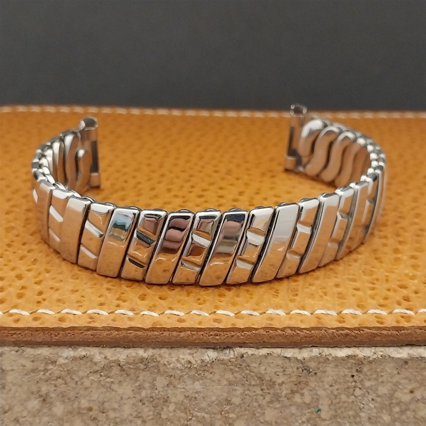 Vintage 1940s 5/8" Craftmode Art Deco Classic Stainless Steel Stretch Watch Band