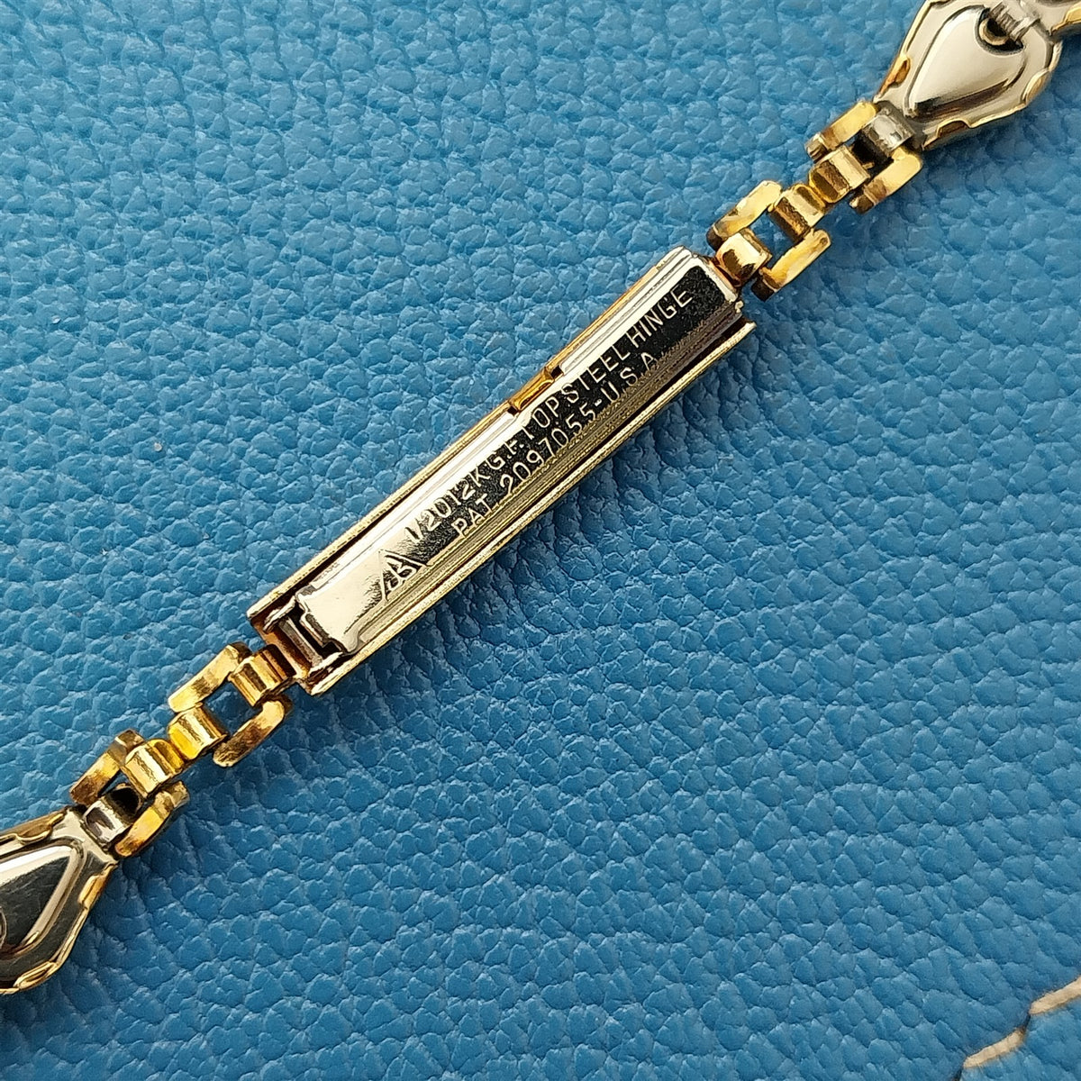1940s Vintage Peerless USA 10k Yellow Gold RGP Ladies Cocktail Watch Bracelet