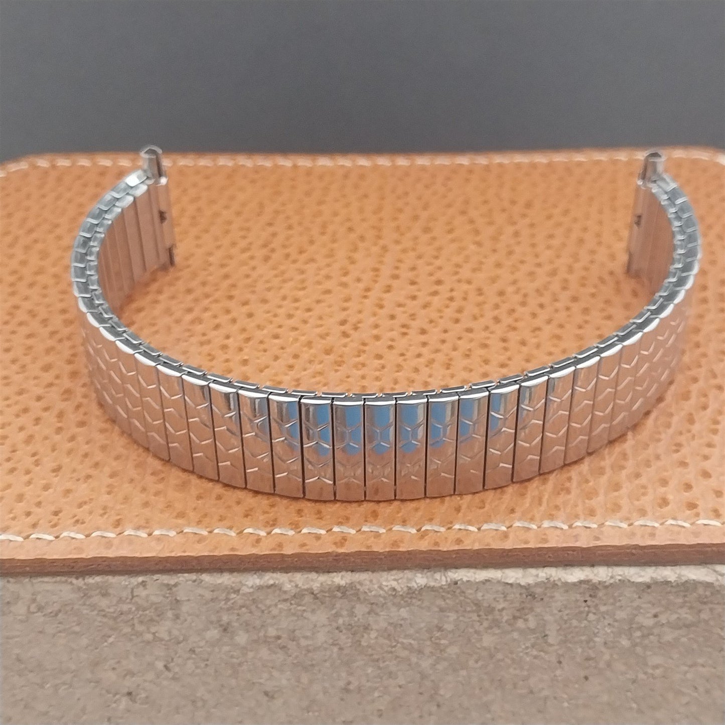 1970s Speidel USA Long Wide Stainless Steel Twistoflex Unused Vintage Watch Band