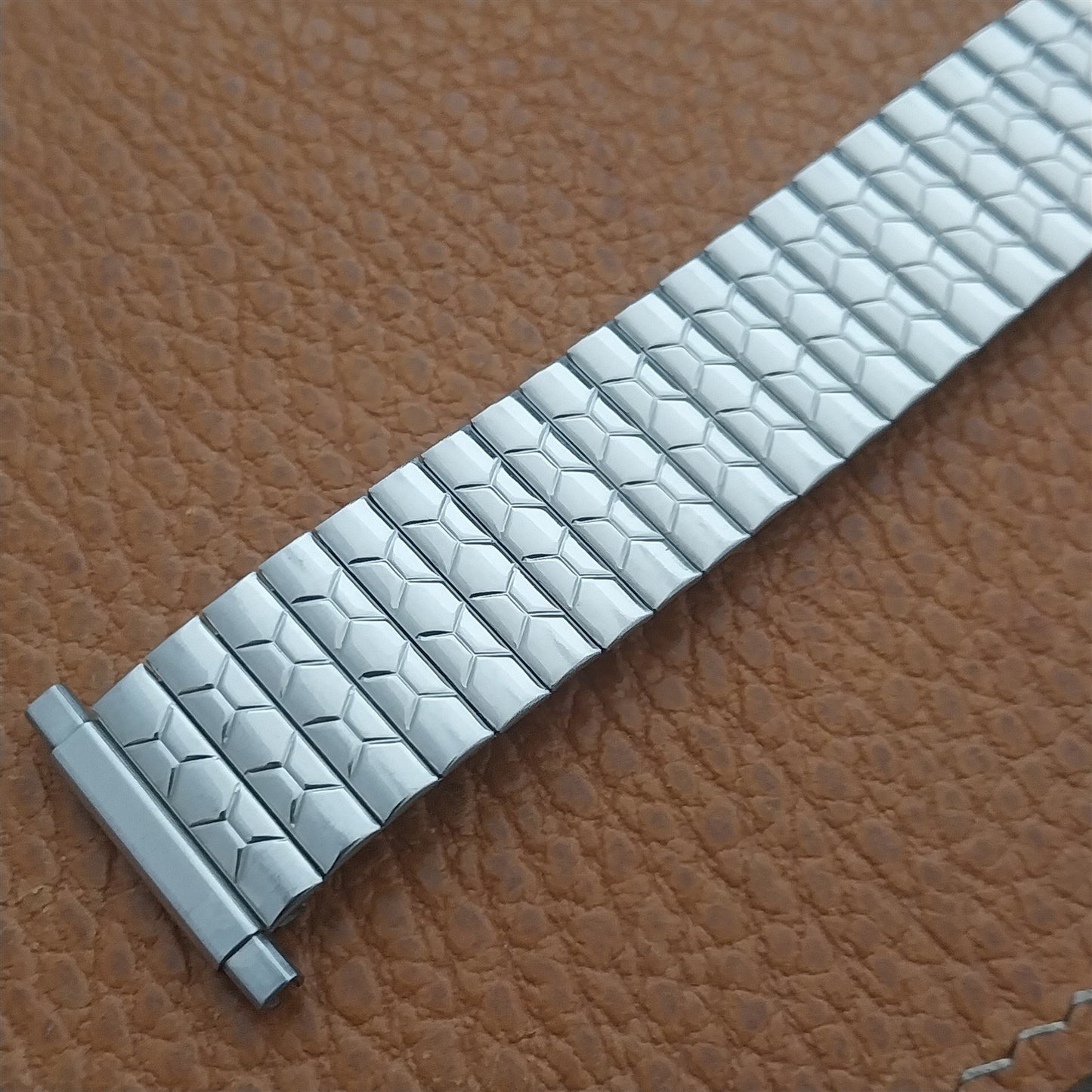 1970s Speidel USA Long Wide Stainless Steel Twistoflex Unused Vintage Watch Band
