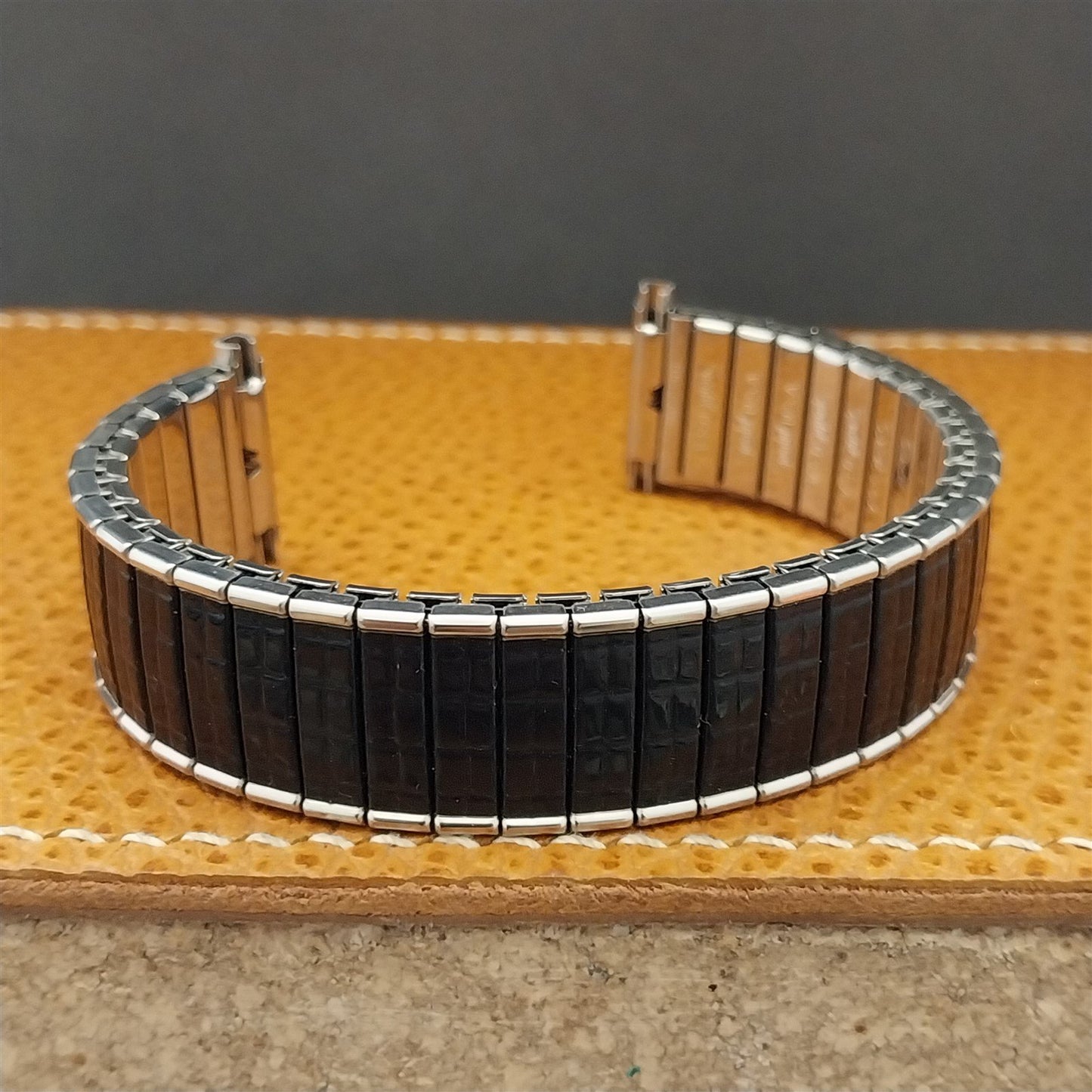 19mm 18mm Classic Speidel Black & Stainless Steel Romunda Vintage Watch Band