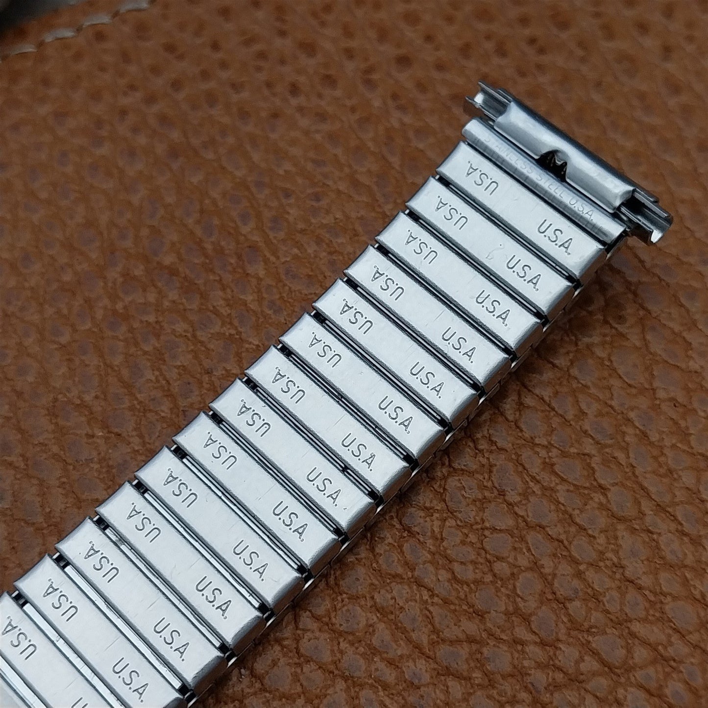 Vintage 1970s Speidel USA Twist-On Stainless Steel 16mm 18mm 19mm Watch Band