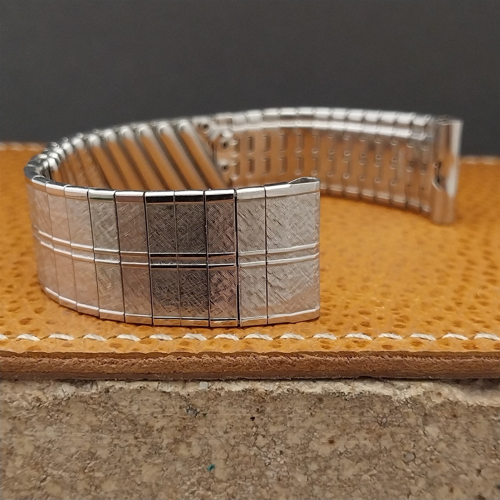 1960s 18mm 19mm Stainless Steel Kestenmade USA Classic nos Vintage Watch Band