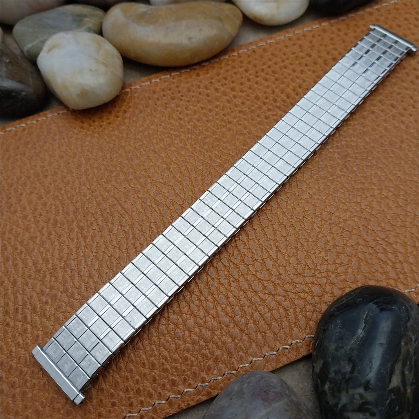 Vintage 1970s Speidel USA Twist-On Stainless Steel 16mm 18mm 19mm Watch Band