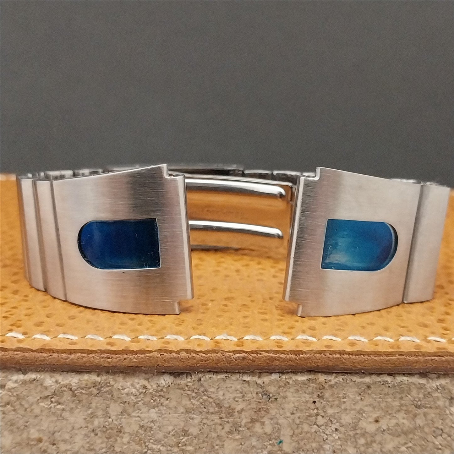 20mm Brushed Stainless Steel 1970s LED LCD nos Unused Vintage Watch Band