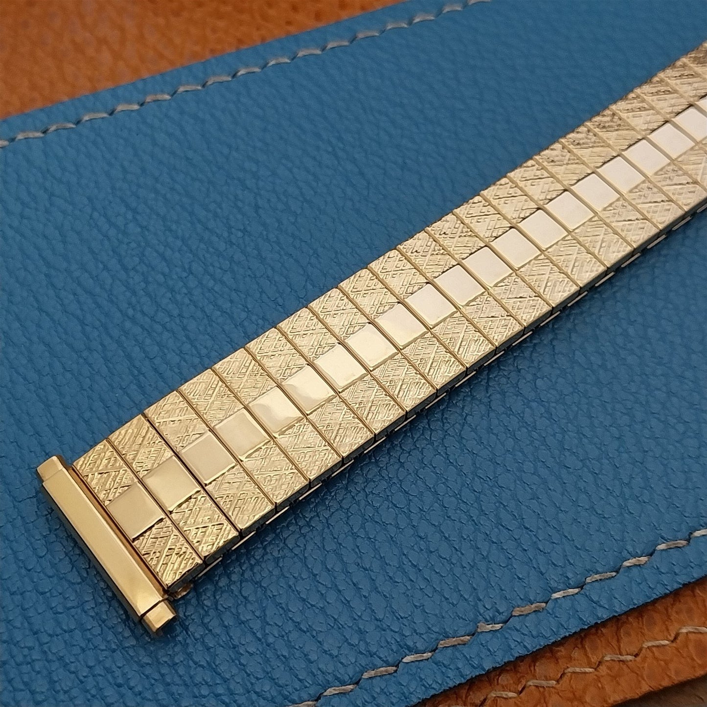 Gold-Tone 1970s 16mm 18mm 19mm Vintage Speidel Twistoflex Expansion Watch Band