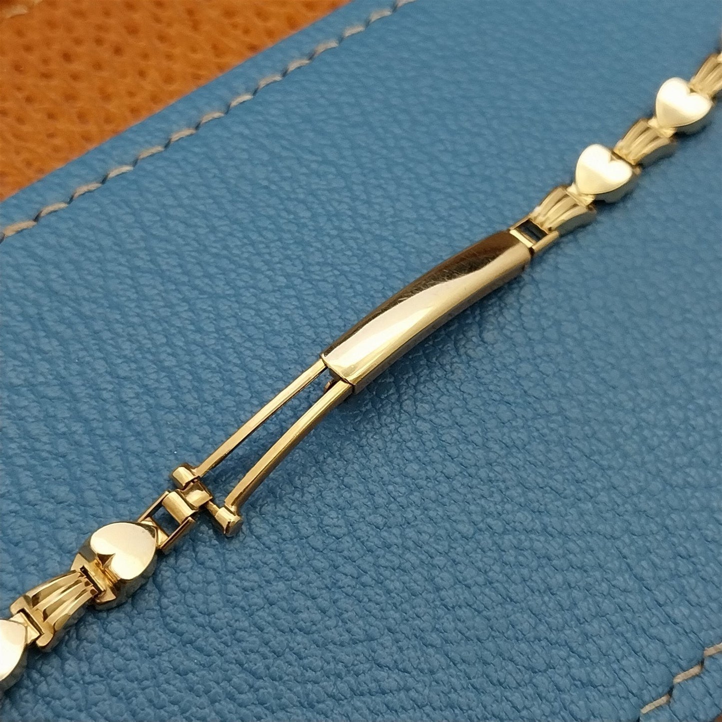 Vintage 1950s Gemex 12k Yellow Gold-Filled Ladies Heart Cocktail nos Watch Band
