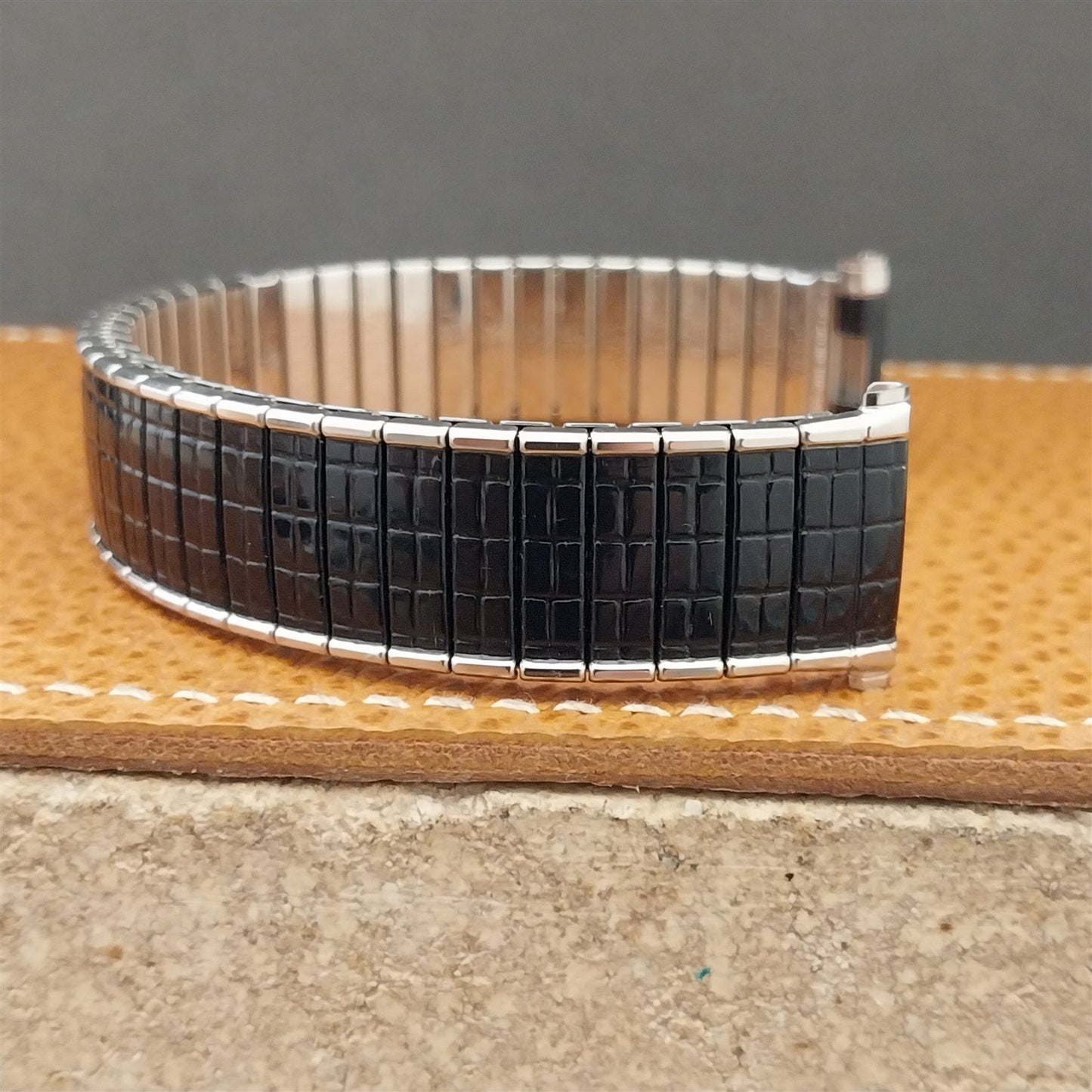 Long Speidel 19mm 18mm 17mm Romunda Black & Stainless Unused Vintage Watch Band