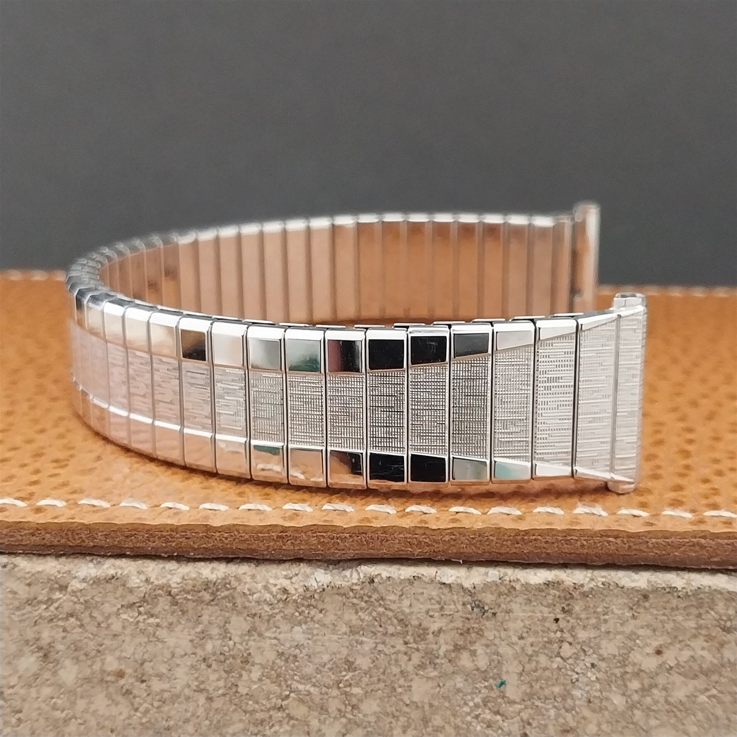 Vintage 1962 19mm 18mm 17mm White Gold Filled Long Speidel Scope NOS Watch Band