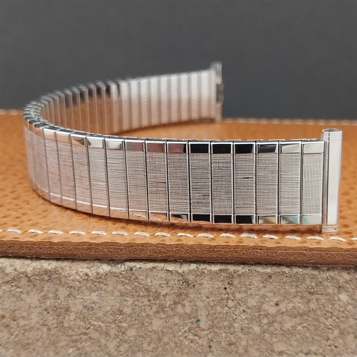 1969 10k 19mm 18mm White Gold-Filled Long Speidel Florentine Vintage Watch Band