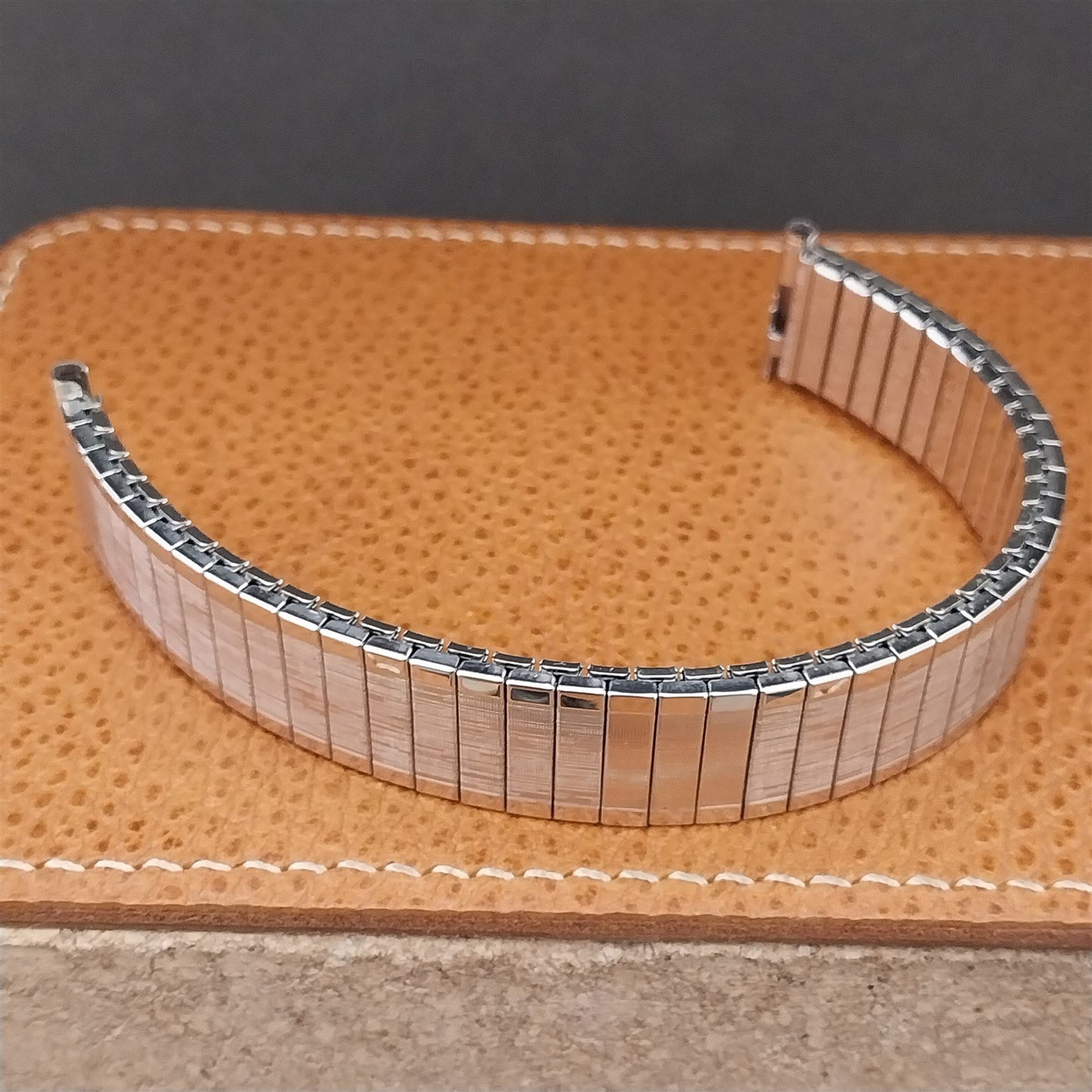 1969 10k 19mm 18mm White Gold-Filled Long Speidel Florentine Vintage Watch Band