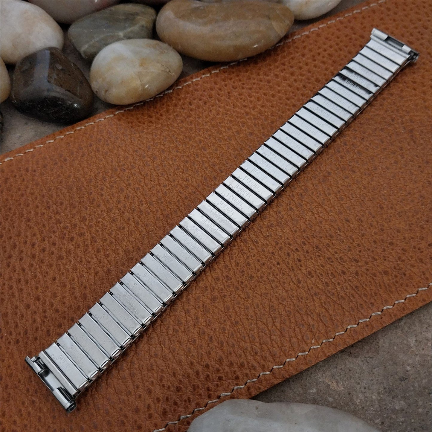 1969 Stainless Long Rice Beads Speidel Tempest 19mm 18mm nos Vintage Watch Band