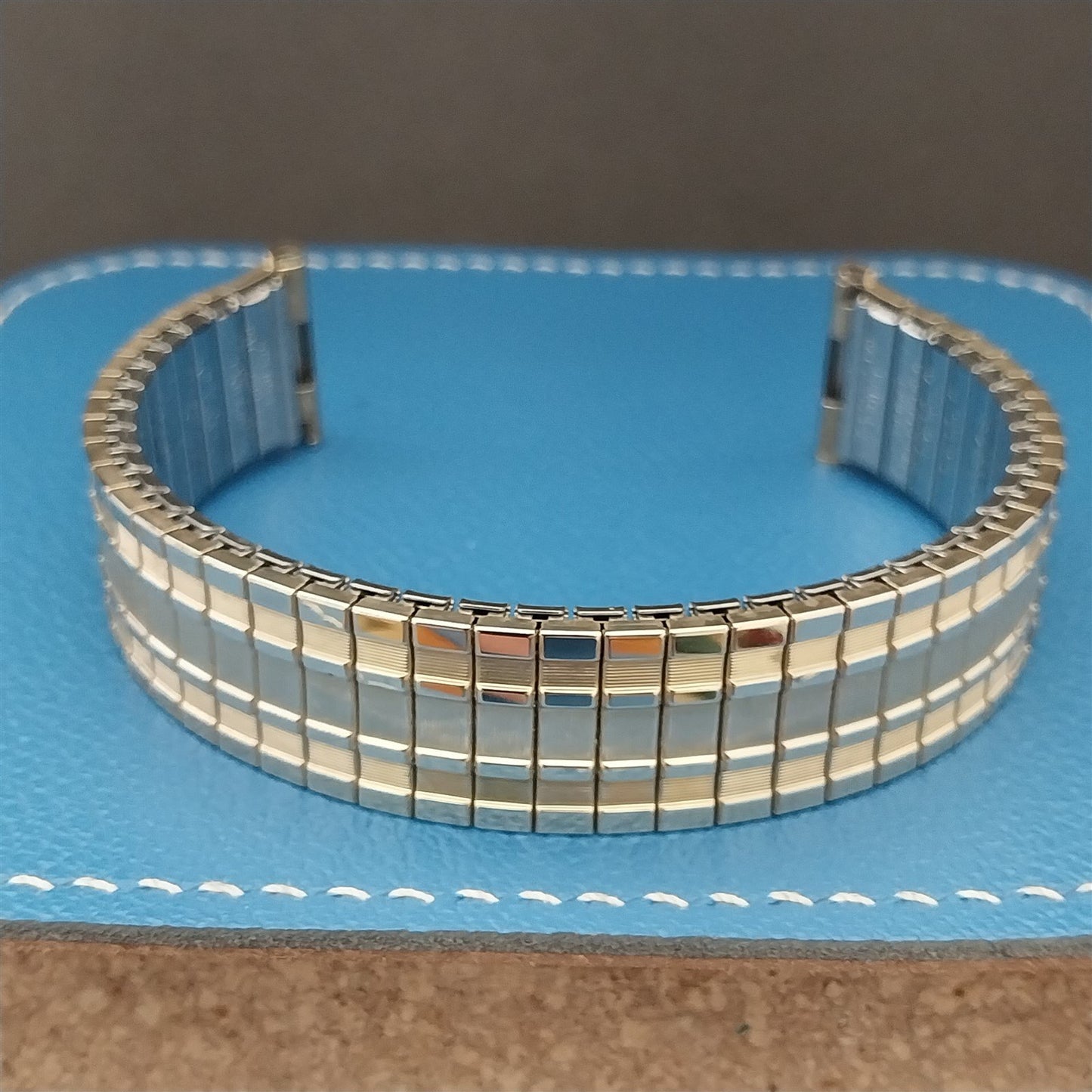 1968 Vintage Speidel Elegante 19mm 18mm 17mm Gold-Fill Unused Classic Watch Band