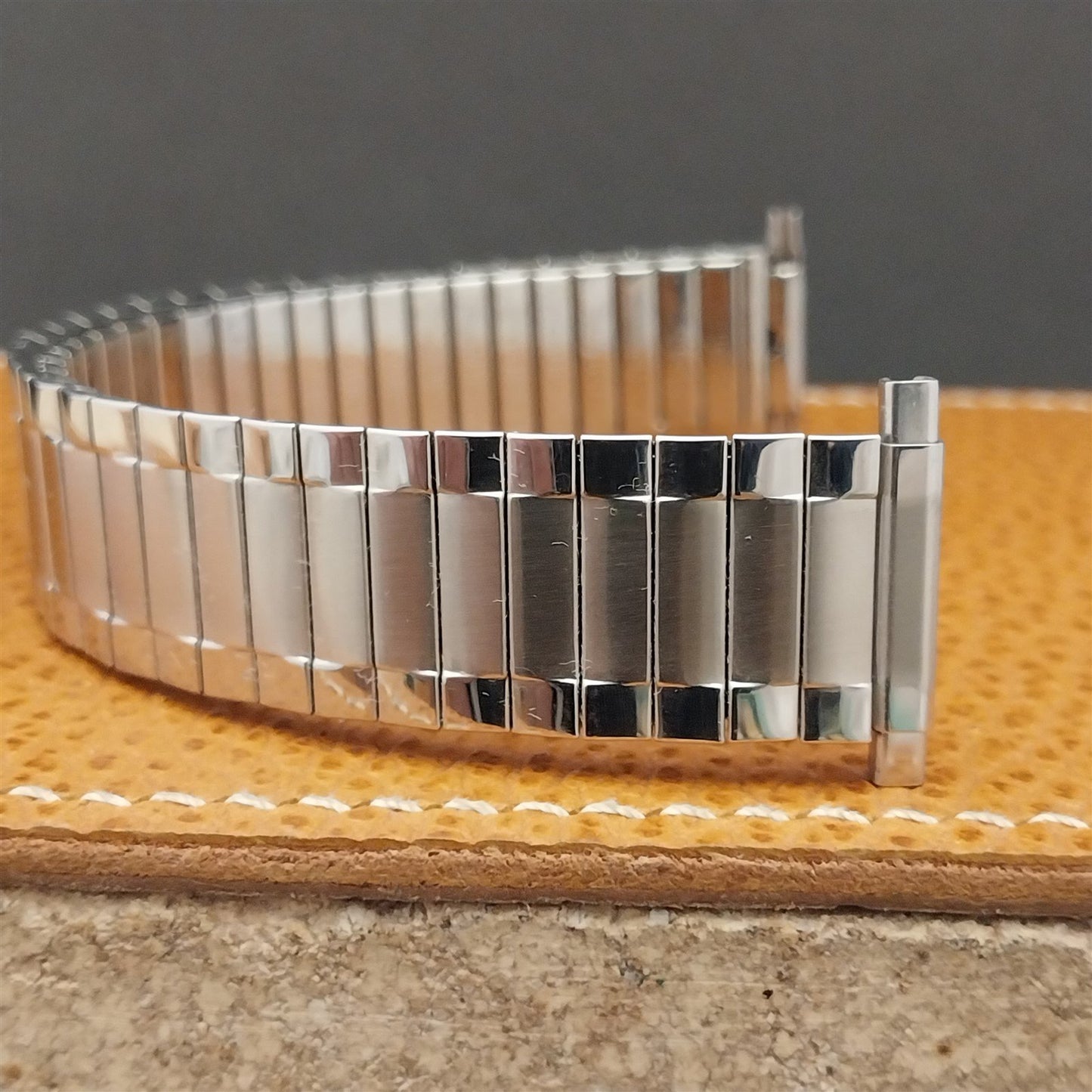 Long 19mm 18mm Speidel Radial Stainless Steel Wide 1970s nos Vintage Watch Band