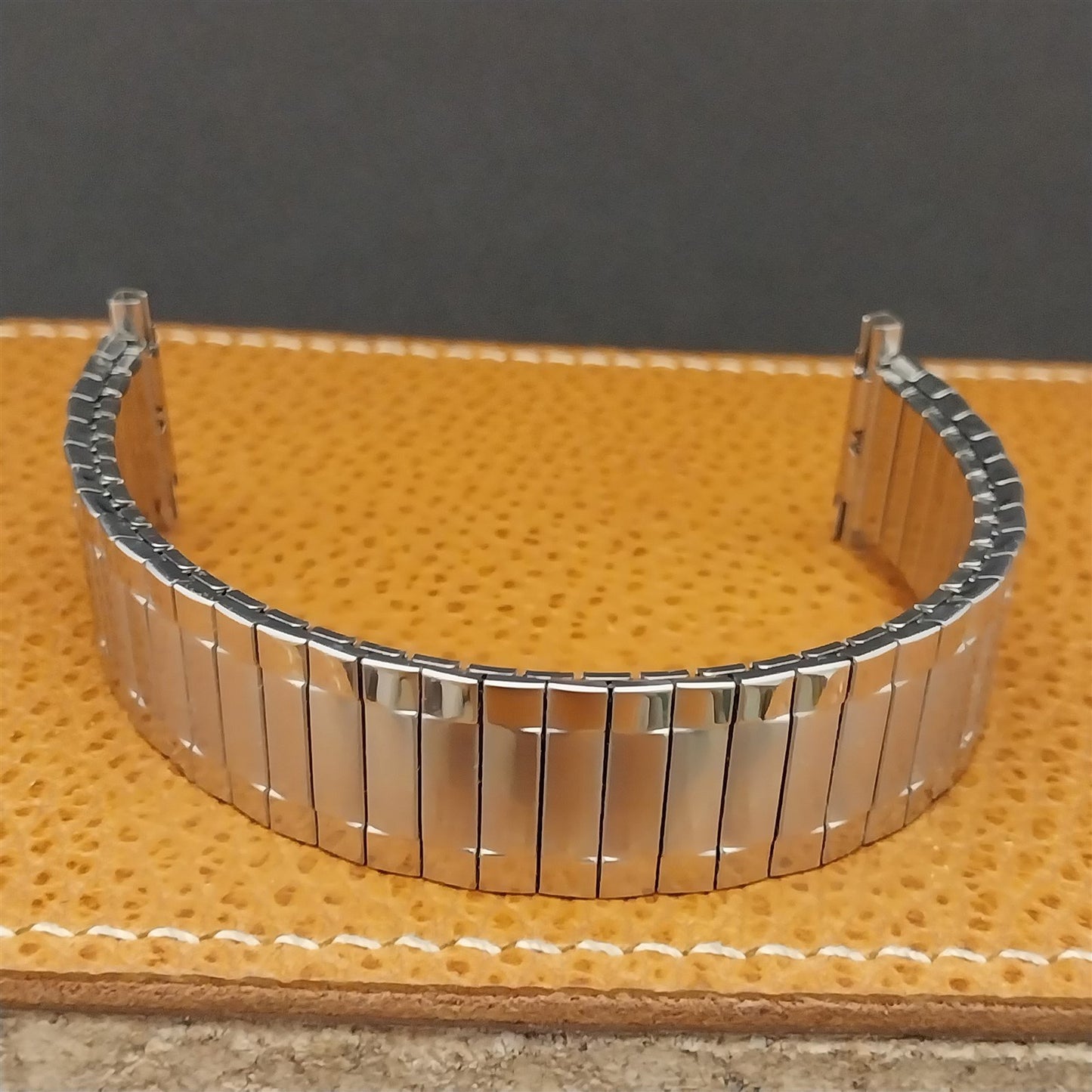 Long 19mm 18mm Speidel Radial Stainless Steel Wide 1970s nos Vintage Watch Band