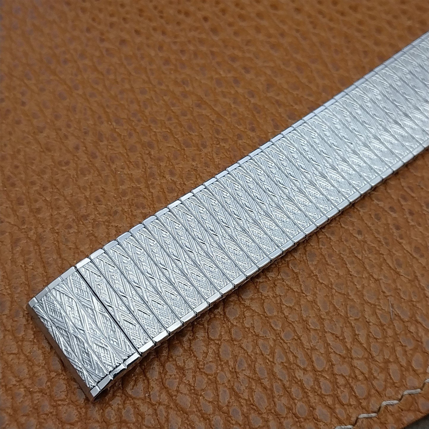Vintage Long White Gold-Filled Speidel Thinline 17.2mm Unused Classic Watch Band