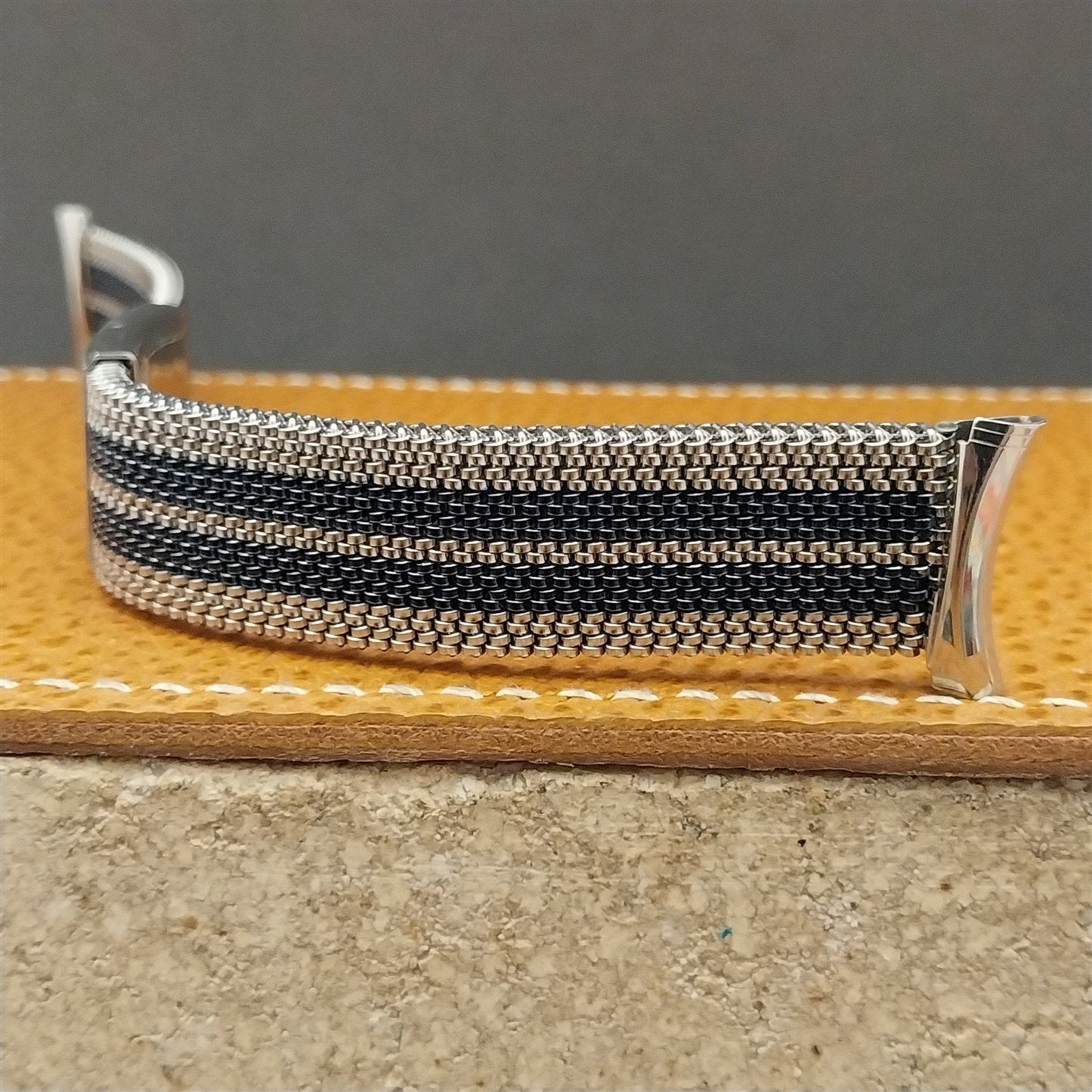 19mm 18mm Evinger Long Striped Stainless Steel Stretch Mesh Vintage Watch Band