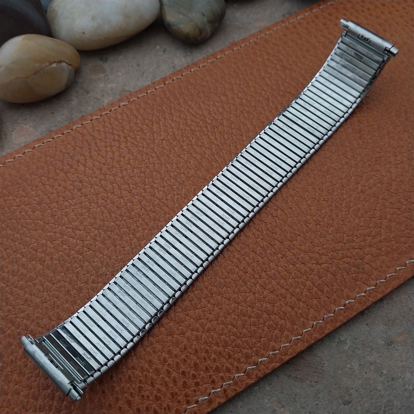 Vintage Speidel 20mm 19mm Wide Stainless Steel Classic Stretch Unused Watch Band