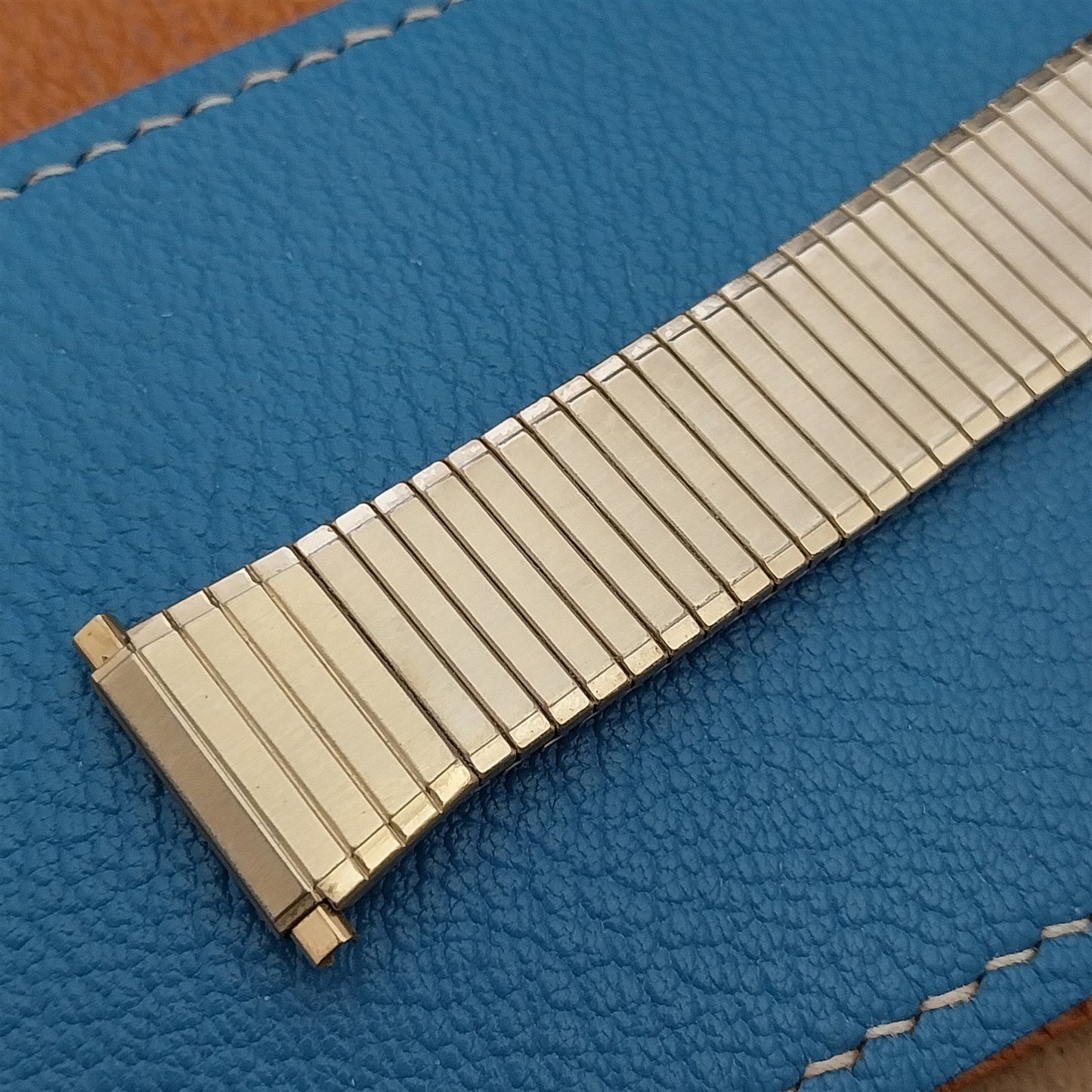 1970s Speidel Gold-Tone nos Flared Thinline Vintage Watch Band Speidel 18mm-22mm