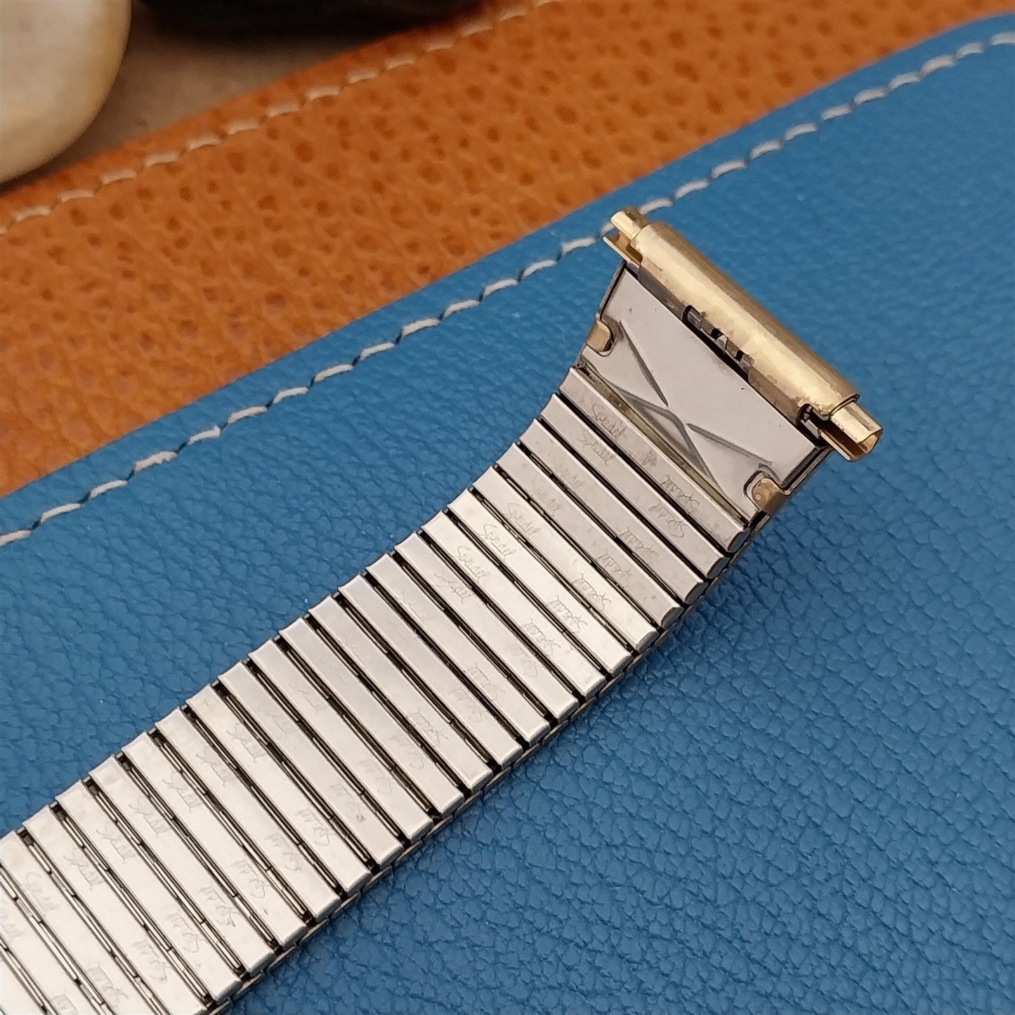 1970s Speidel Gold-Tone nos Flared Thinline Vintage Watch Band Speidel 18mm-22mm