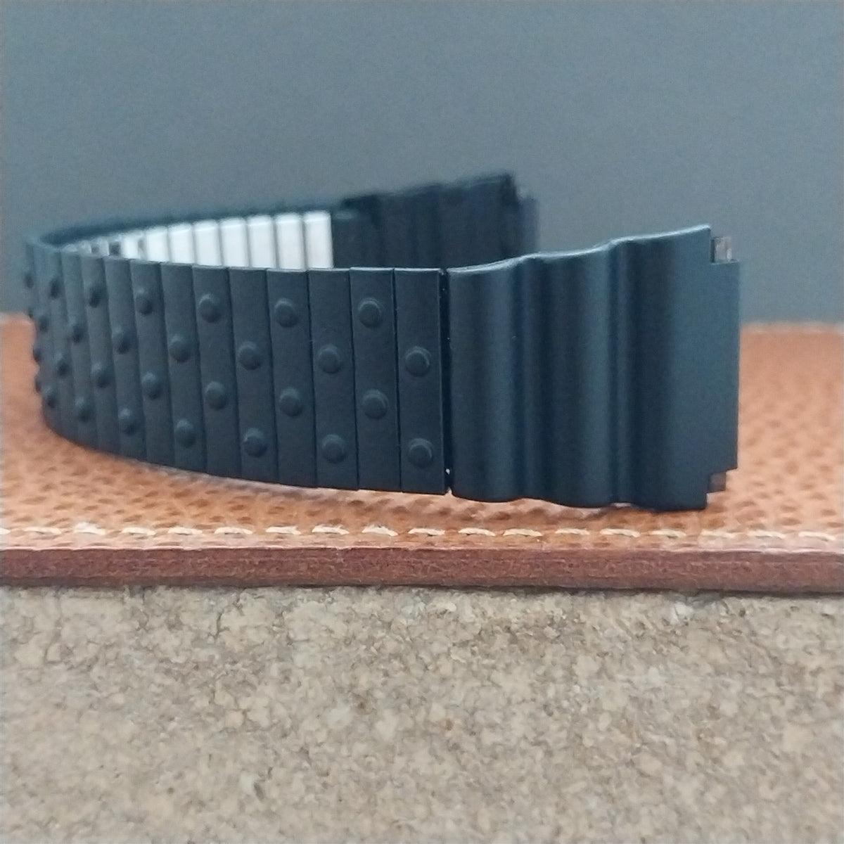Vintage Speidel Black Sport Metal Expansion NOS Unused Watch Band