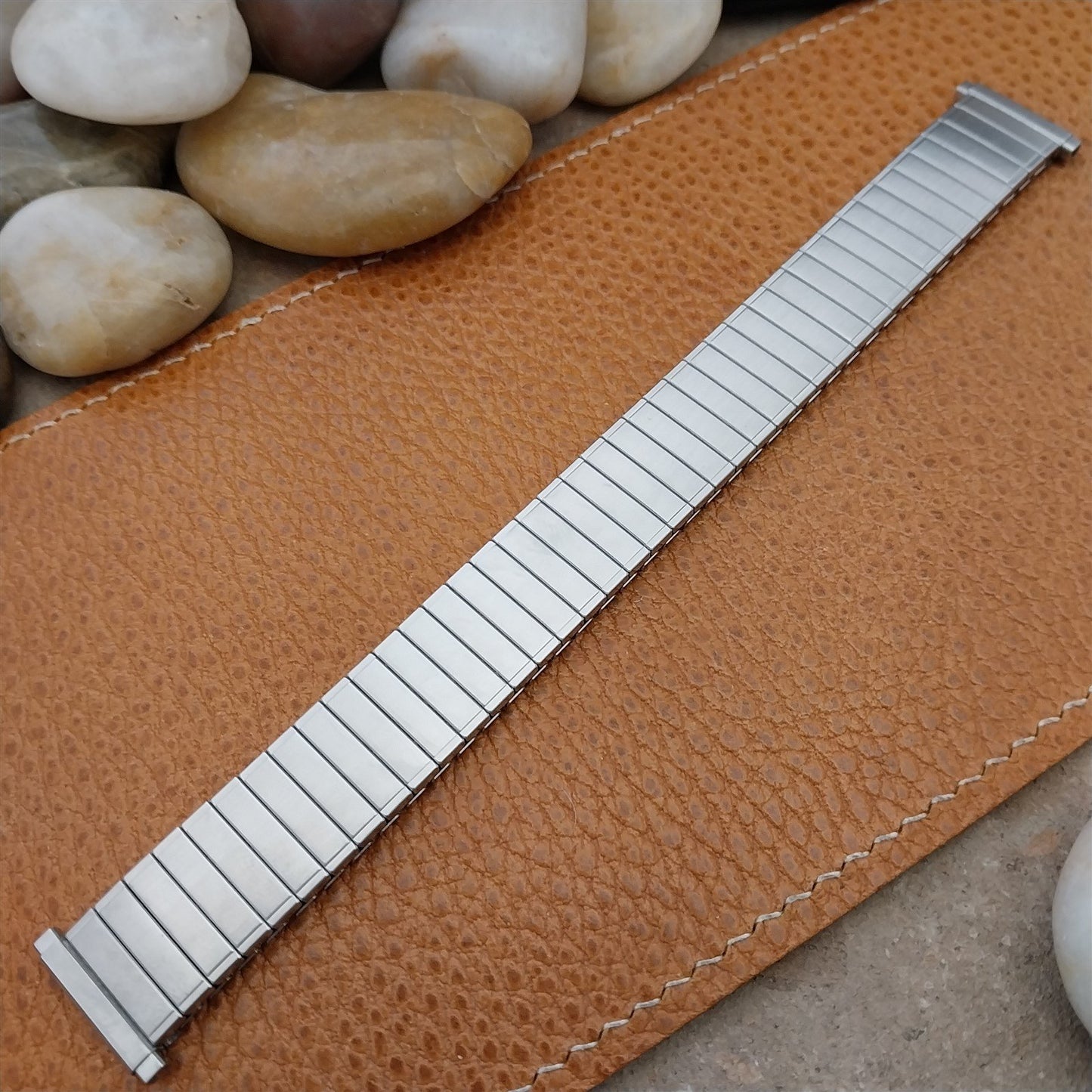1970s Vintage Speidel Fastback Long Stainless Steel 16mm-19mm Unused Watch Band