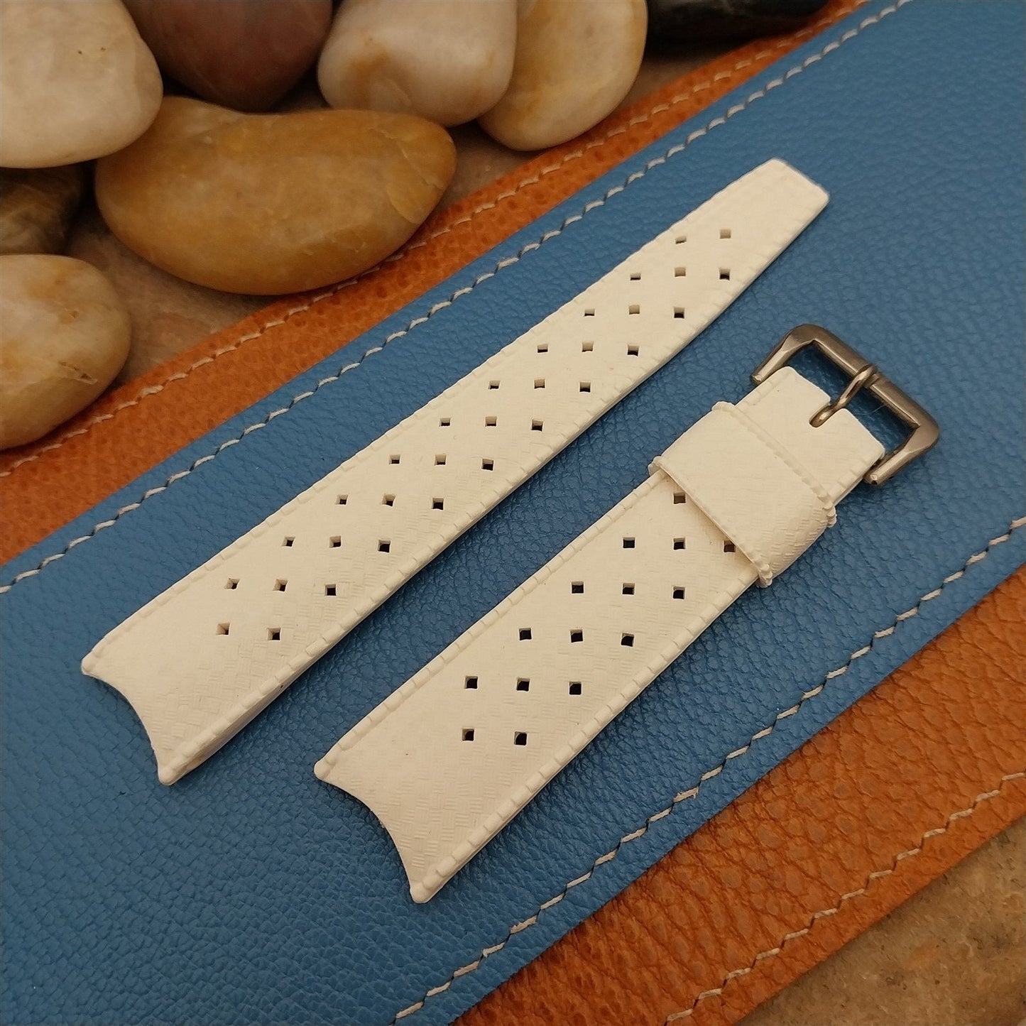 Vintage 18mm Original Swiss Tropic White Diver Curved End NOS Unused Watch Band
