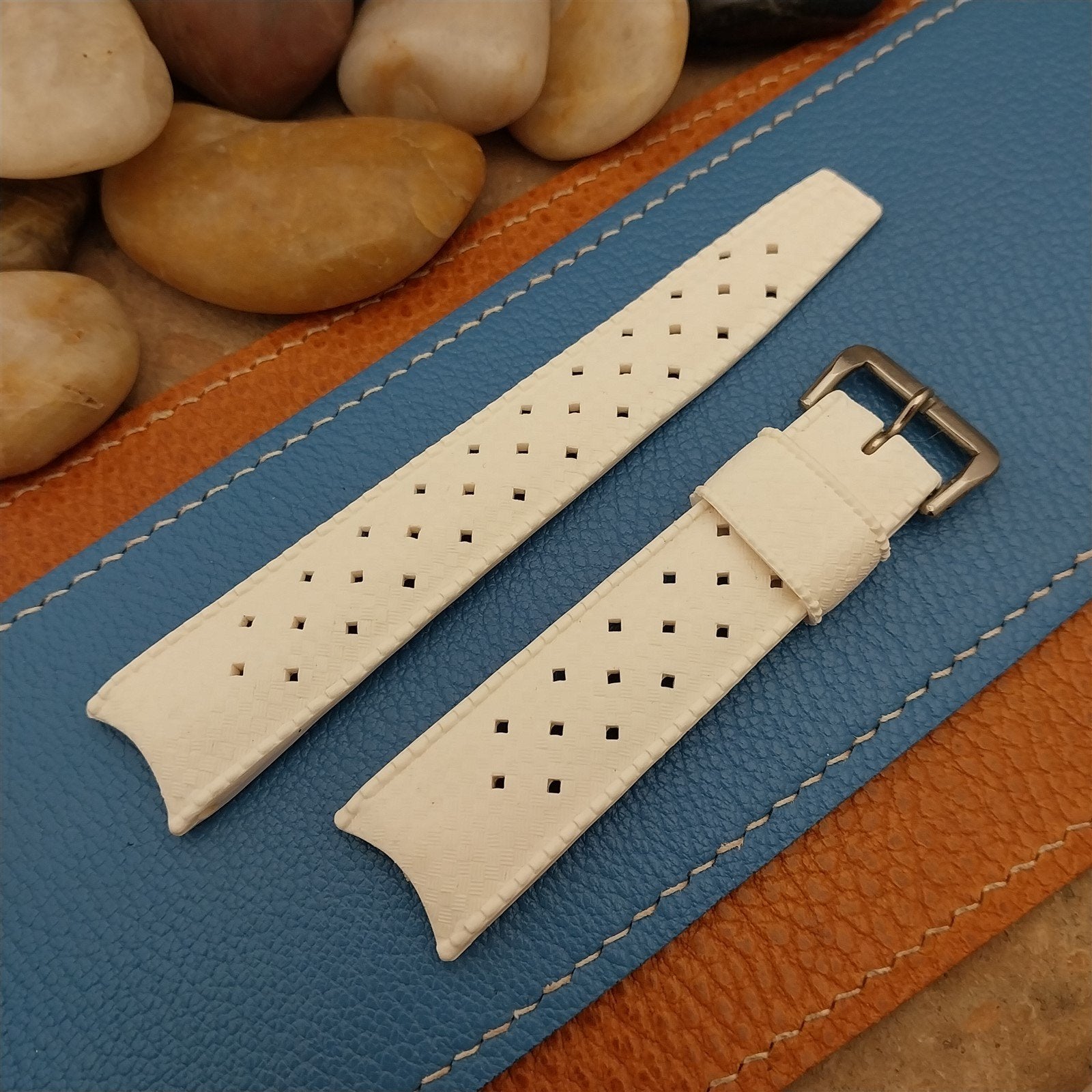 Vintage 18mm Original Swiss Tropic White Diver Curved End NOS Unused Watch Band