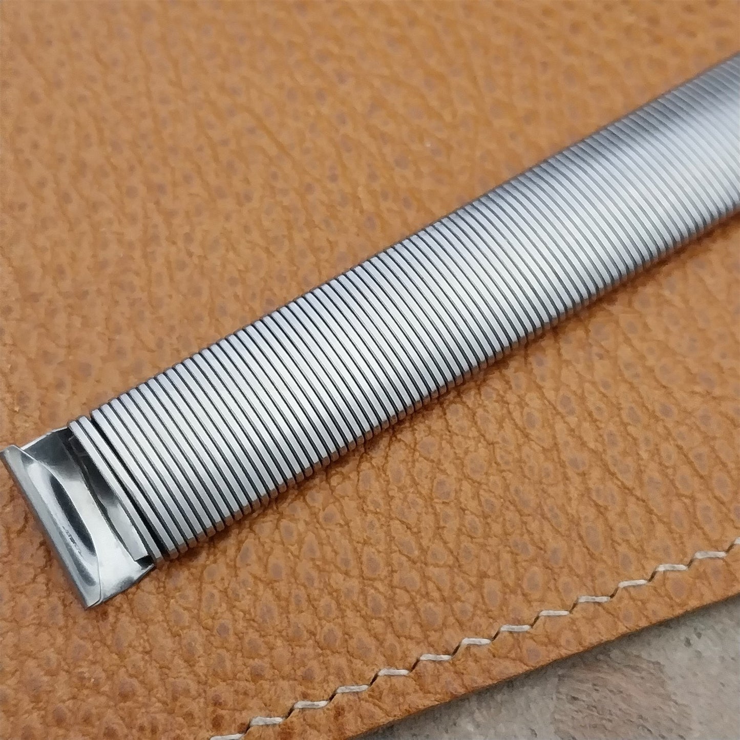 Vintage 1940s 5/8" Stainless Steel Perfection Slinky Stretch Unused Watch Band
