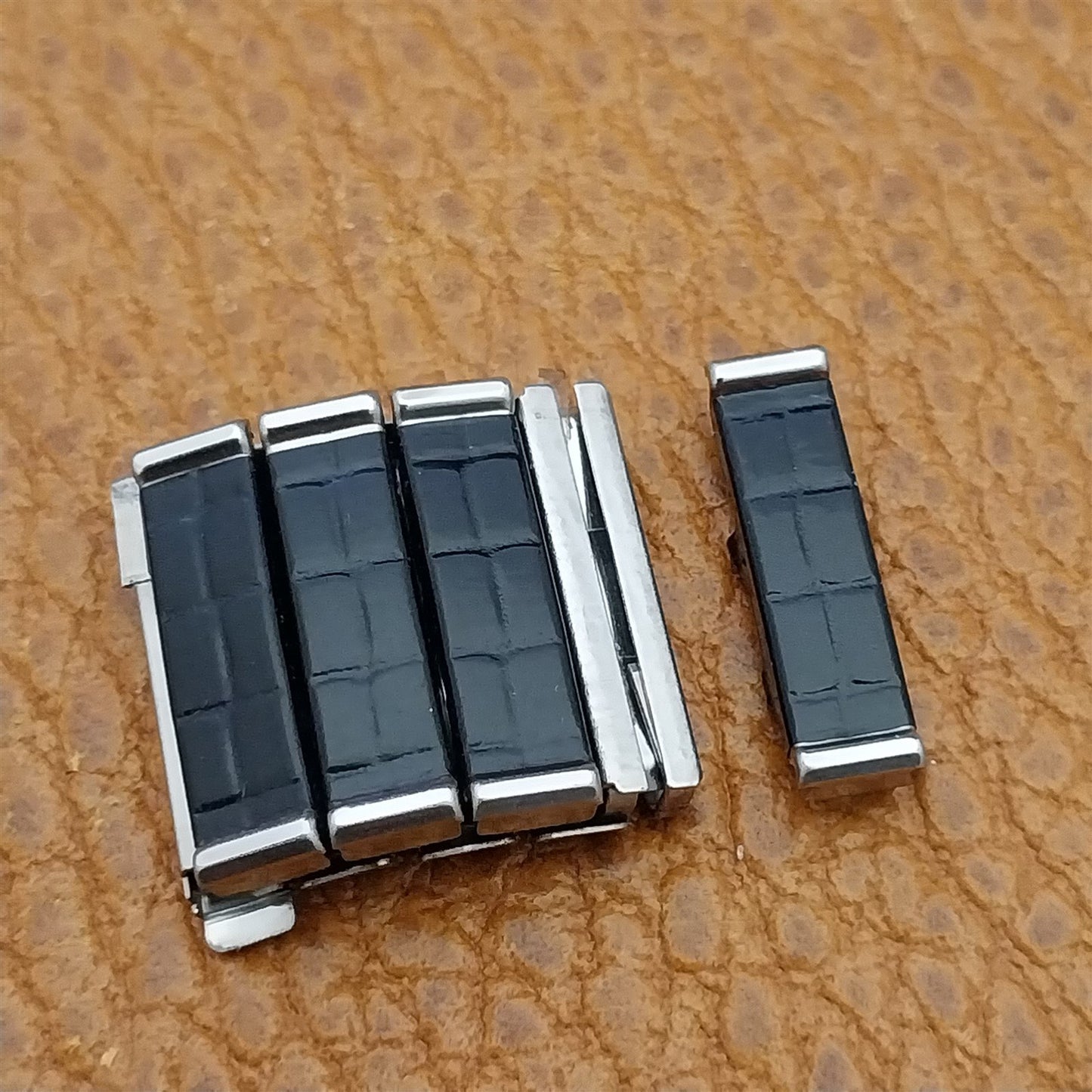 4 Unused Speidel Twistoflex Romunda Black & Stainless Vintage Watch Band Links