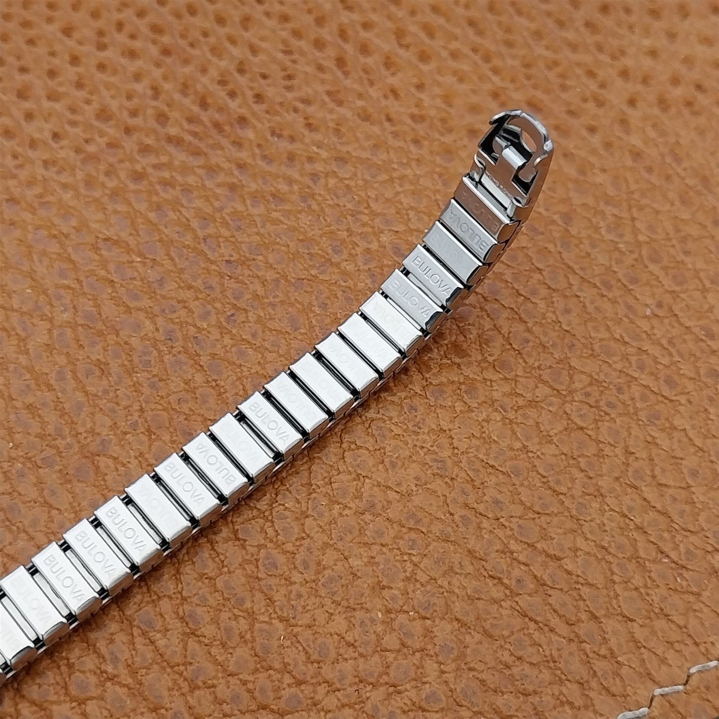 Ladies Bulova Stainless Steel Expansion nos Ring-End Vintage Watch Band
