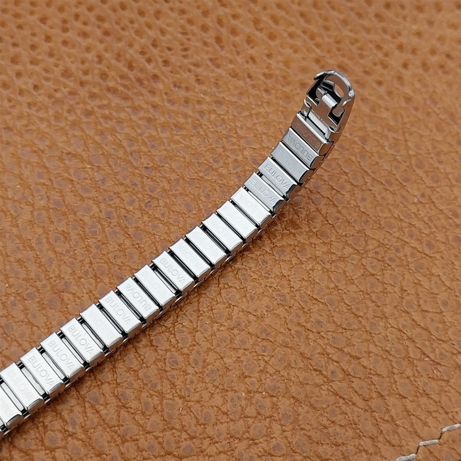 Ladies Bulova Stainless Steel Expansion nos Ring-End Vintage Watch Band