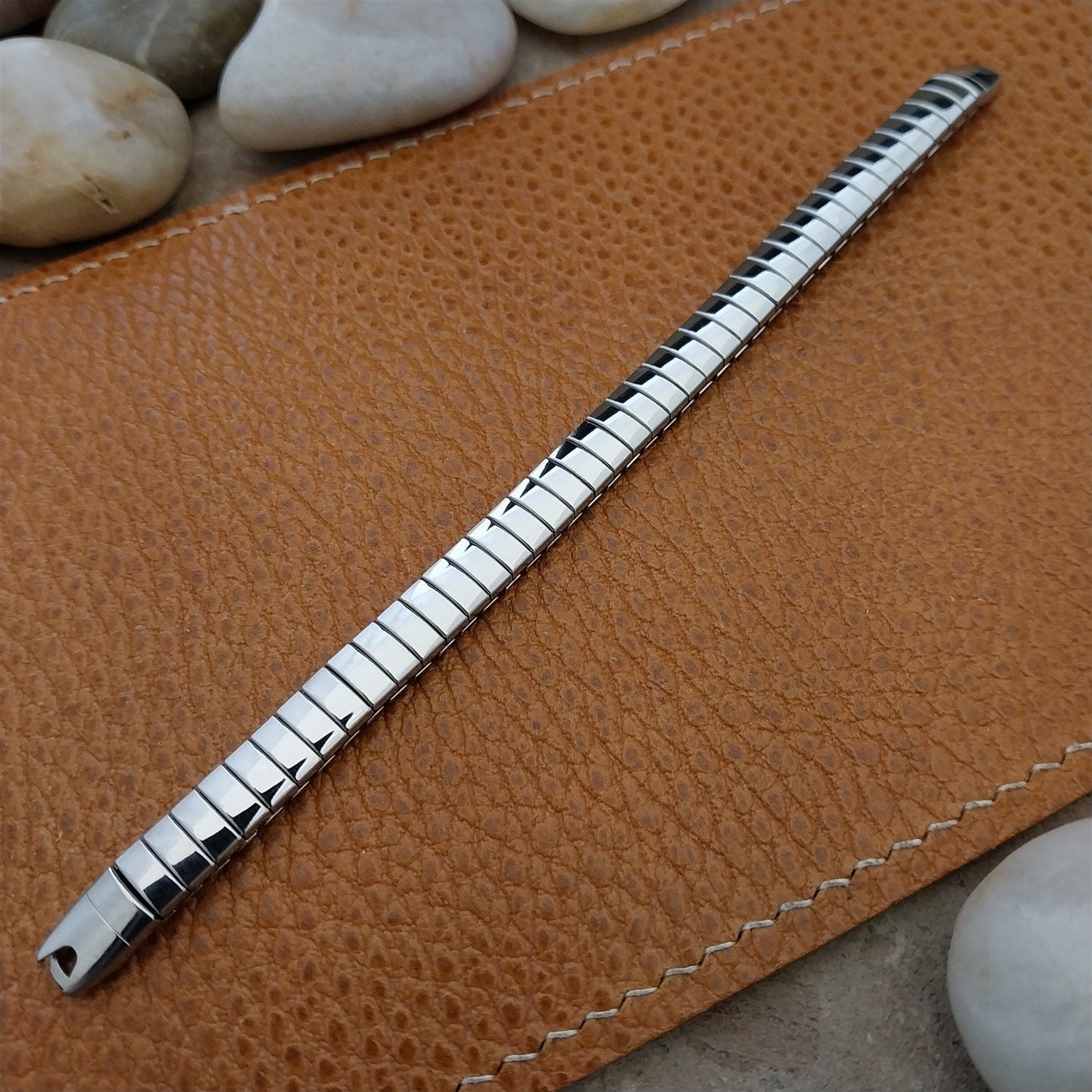 Ladies Bulova Stainless Steel Expansion nos Ring-End Vintage Watch Band