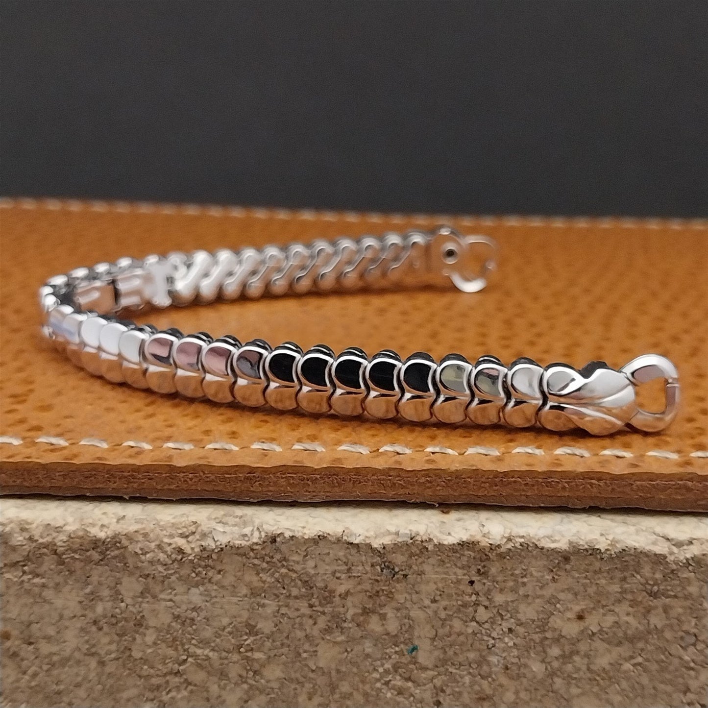 Vintage 1950s Ladies Cocktail Watch JB Champion White Gold Filled Unused Band