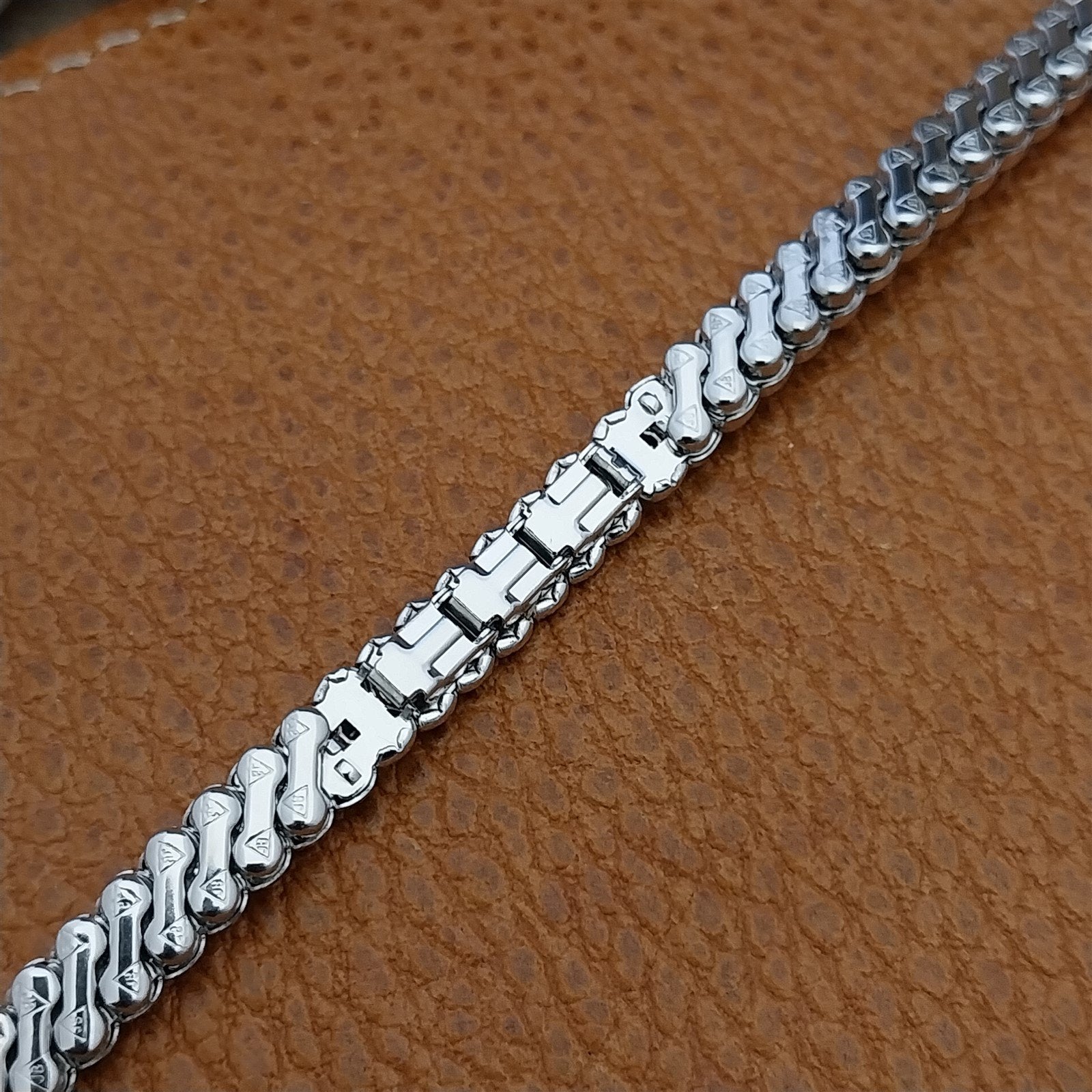 Vintage 1950s Ladies Cocktail Watch JB Champion White Gold Filled Unused Band