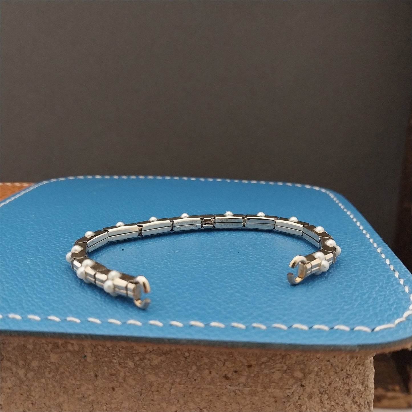 Yellow Gold-Fill & Pearl Ladies Single-Lug Speidel Unused 50s Vintage Watch Band