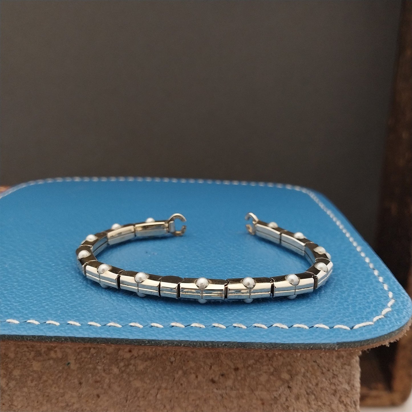 Yellow Gold-Fill & Pearl Ladies Single-Lug Speidel Unused 50s Vintage Watch Band