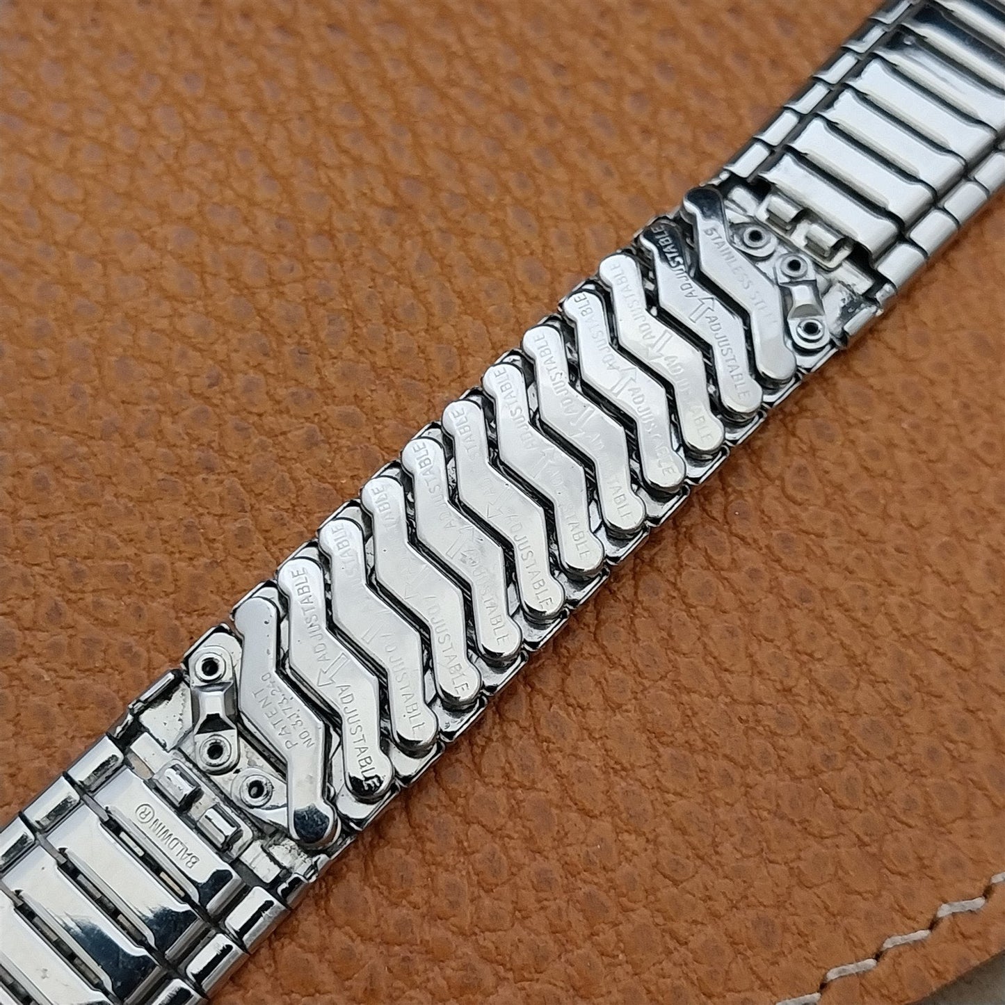 1960s 17.2mm Baldwin Stainless Steel Expansion Unused nos Vintage Watch Band