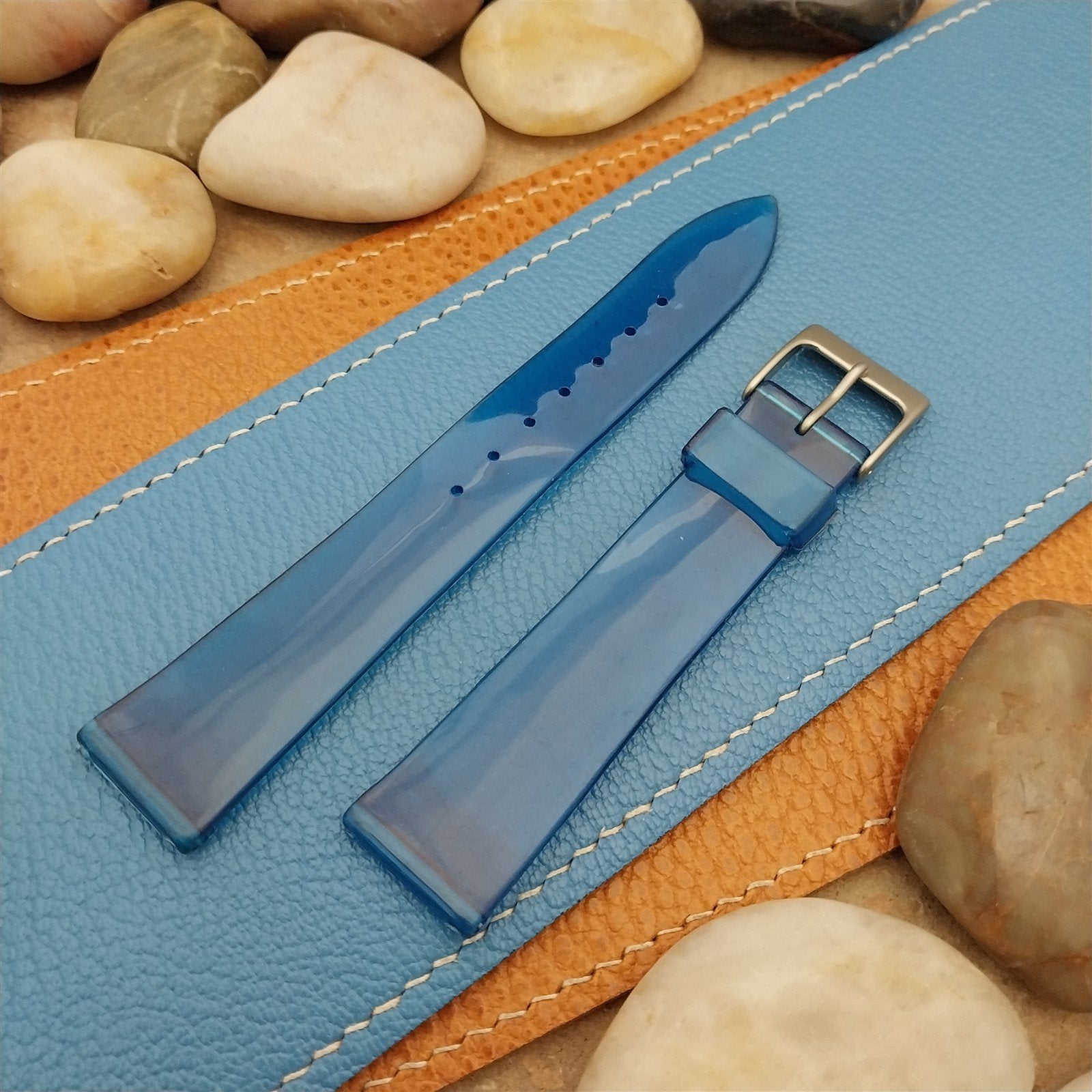 18mm 1960s Vintage SkinDiver See-Thru Blue Classic Tapered nos Unused Watch Band