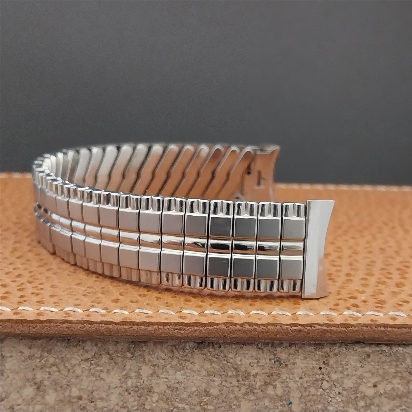 1960s Baldwin 17mm Stainless Steel Classic Expansion Unused Vintage Watch Band