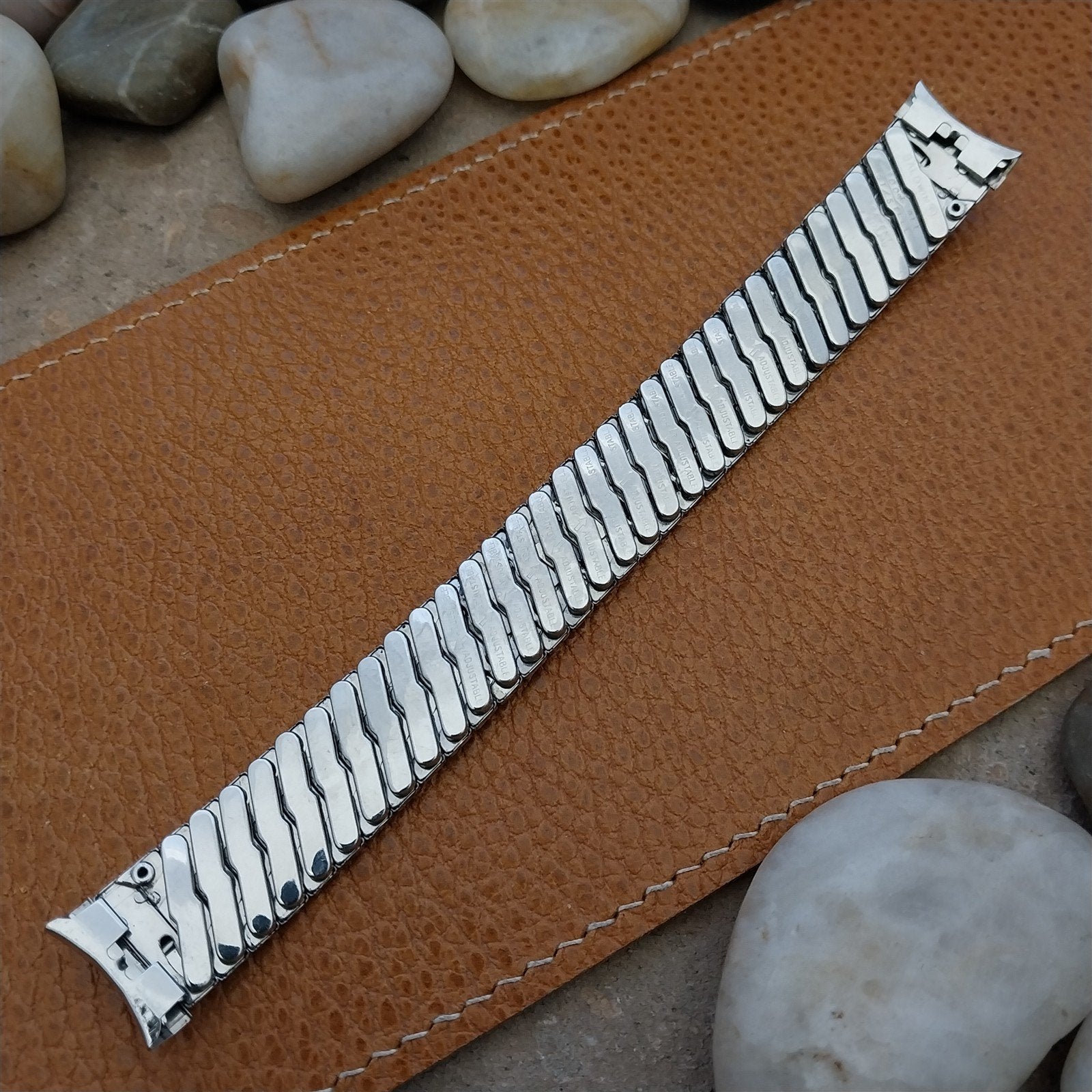 1960s Baldwin 17mm Stainless Steel Classic Expansion Unused Vintage Watch Band