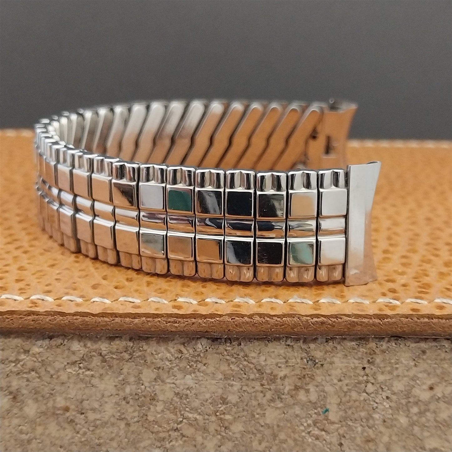 Vintage 16mm 17mm 17.2m 60s Baldwin Stainless Classic Stretch Unused Watch Band