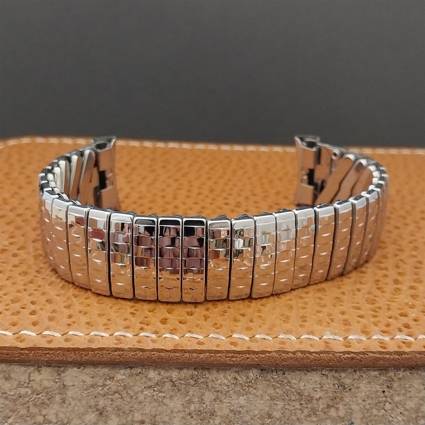 Vintage 16mm 17mm 17.2m 60s Baldwin Stainless Classic Stretch Unused Watch Band