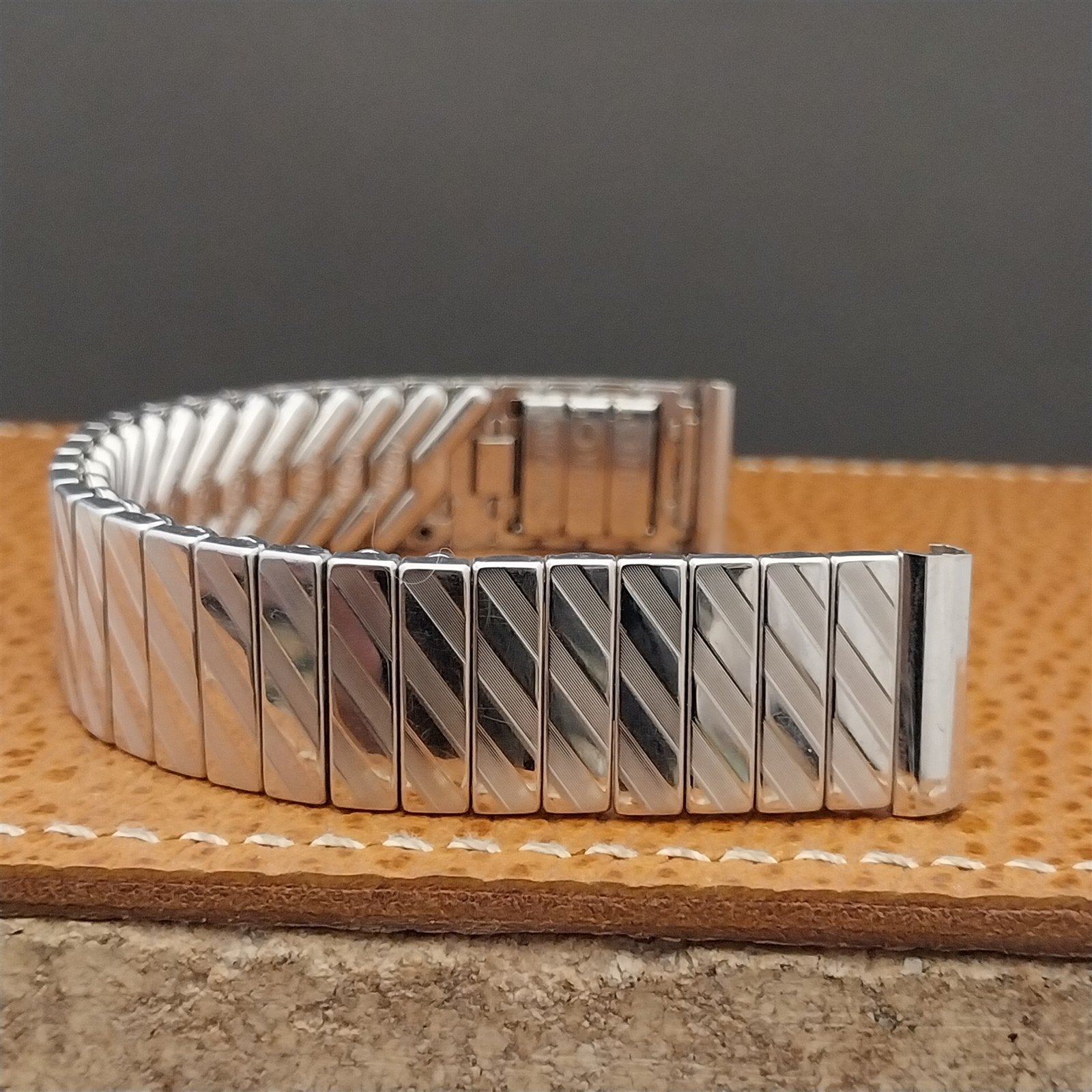 16mm 5/8" 10k White Gold-Filled Kreisler USA 1960s nos Vintage Watch Band