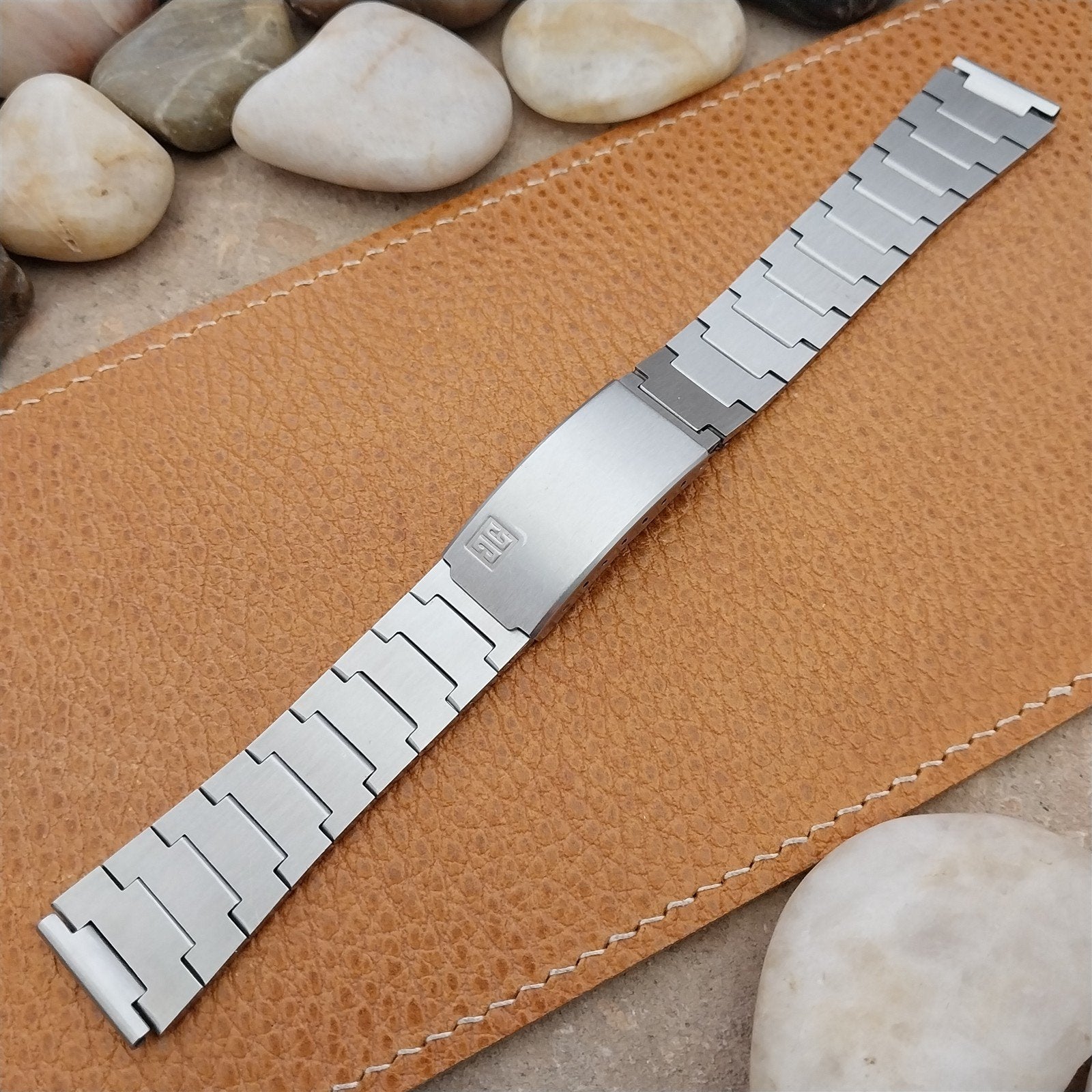 CompuChron 23-5S LED Stainless Steel NOS Unused 1970s old-stock Watch Band