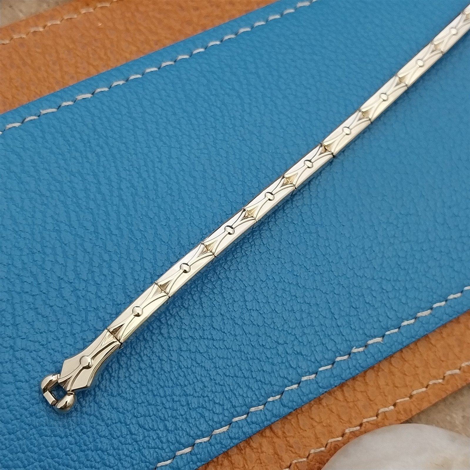 Vintage 1950s Flexlet LaParee Yellow Gold-Filled Ladies Expansion Watch Band