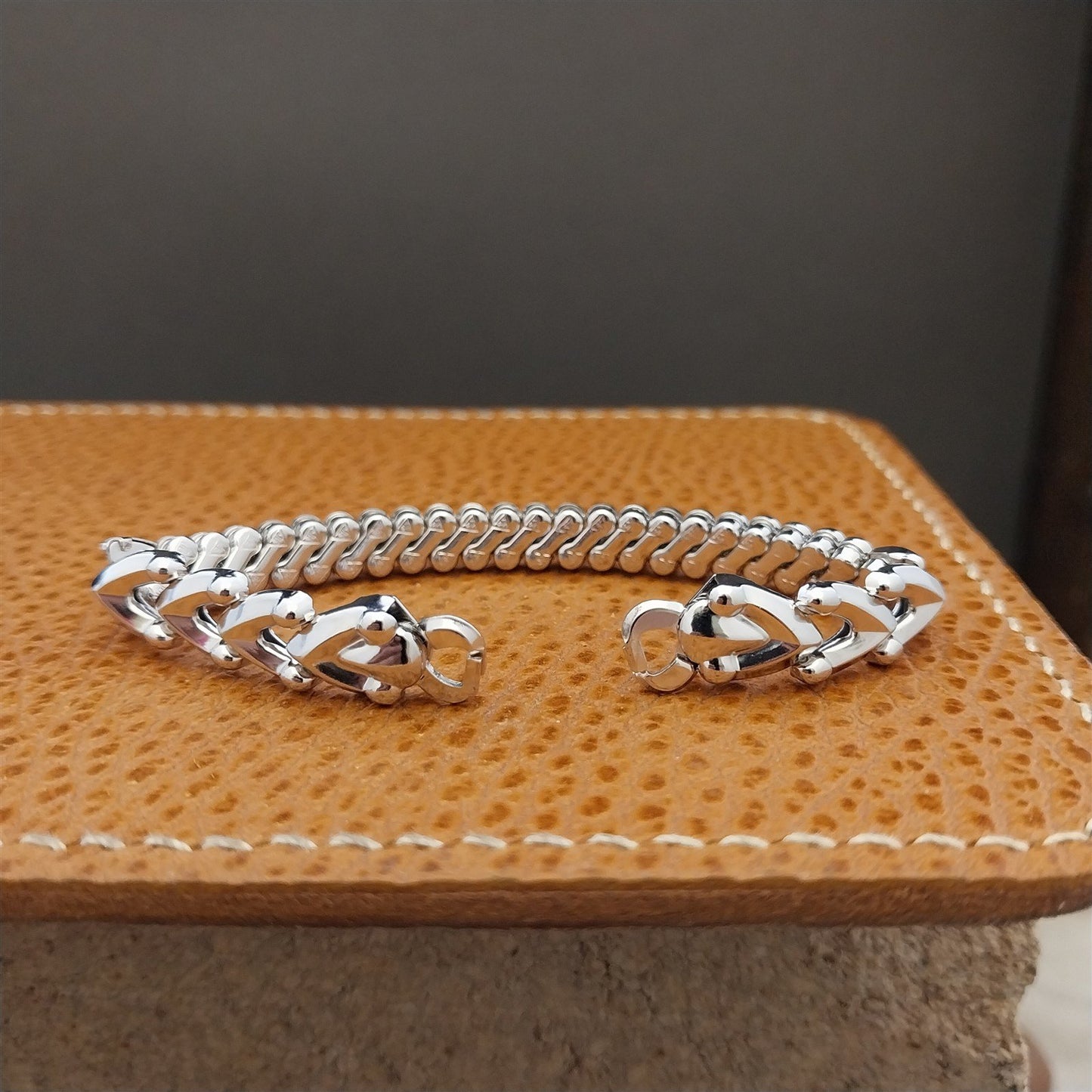 Vintage 1950s JB Champion White Gold Filled Ladies Hearts Cocktail Watch Band