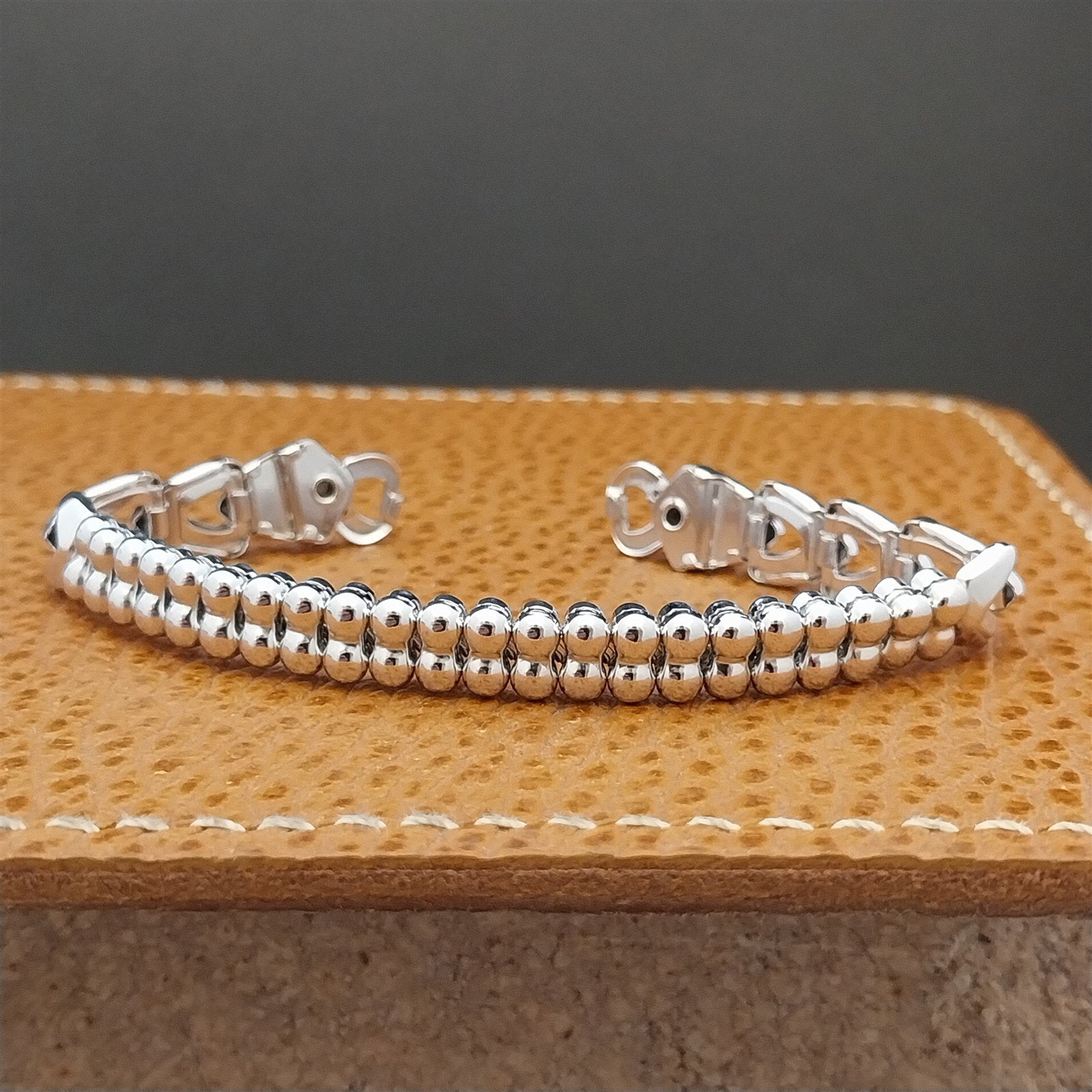 Vintage 1950s JB Champion White Gold Filled Ladies Hearts Cocktail Watch Band