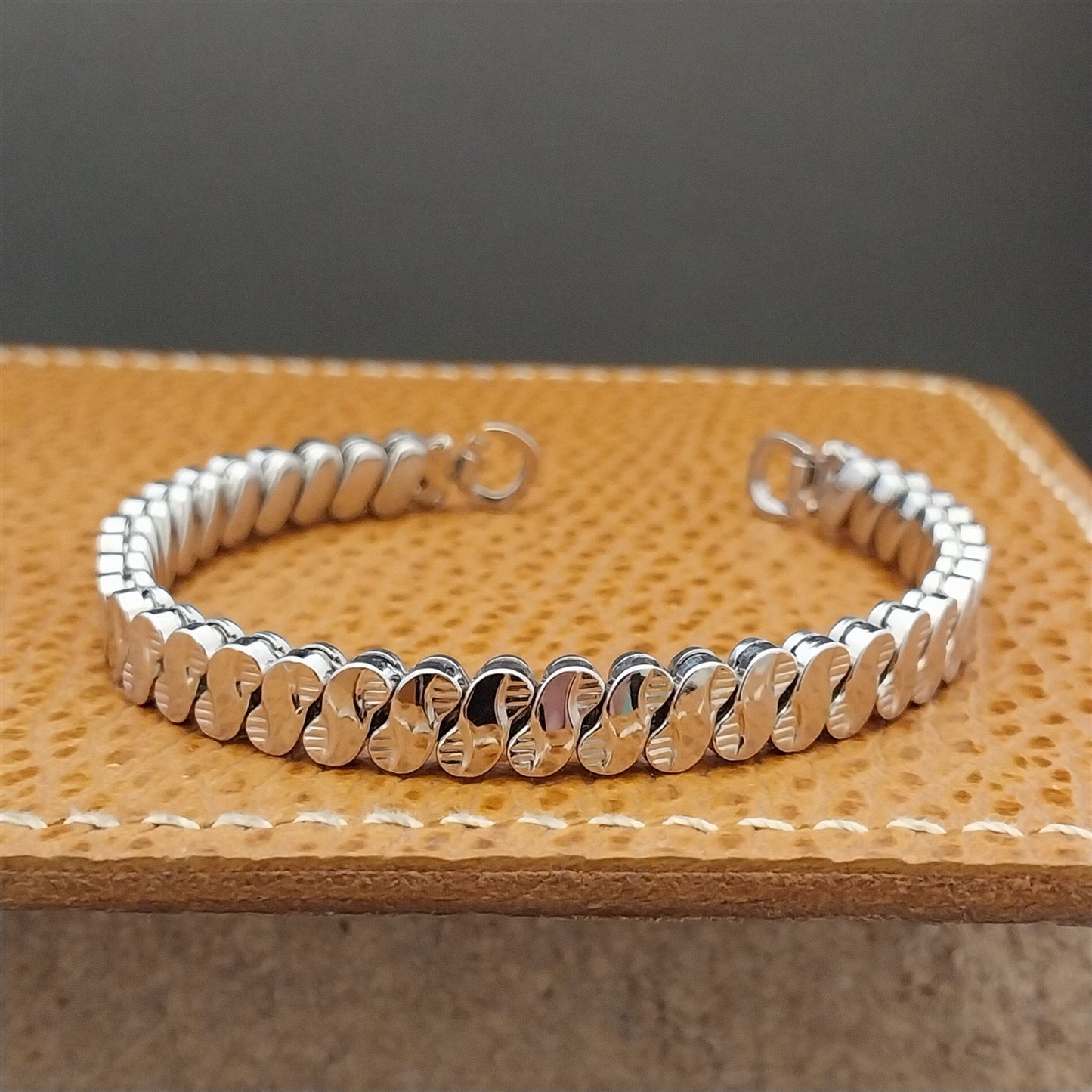 Vintage 1950s Bellavance White Gold Filled Long Ladies Cocktail Watch Band