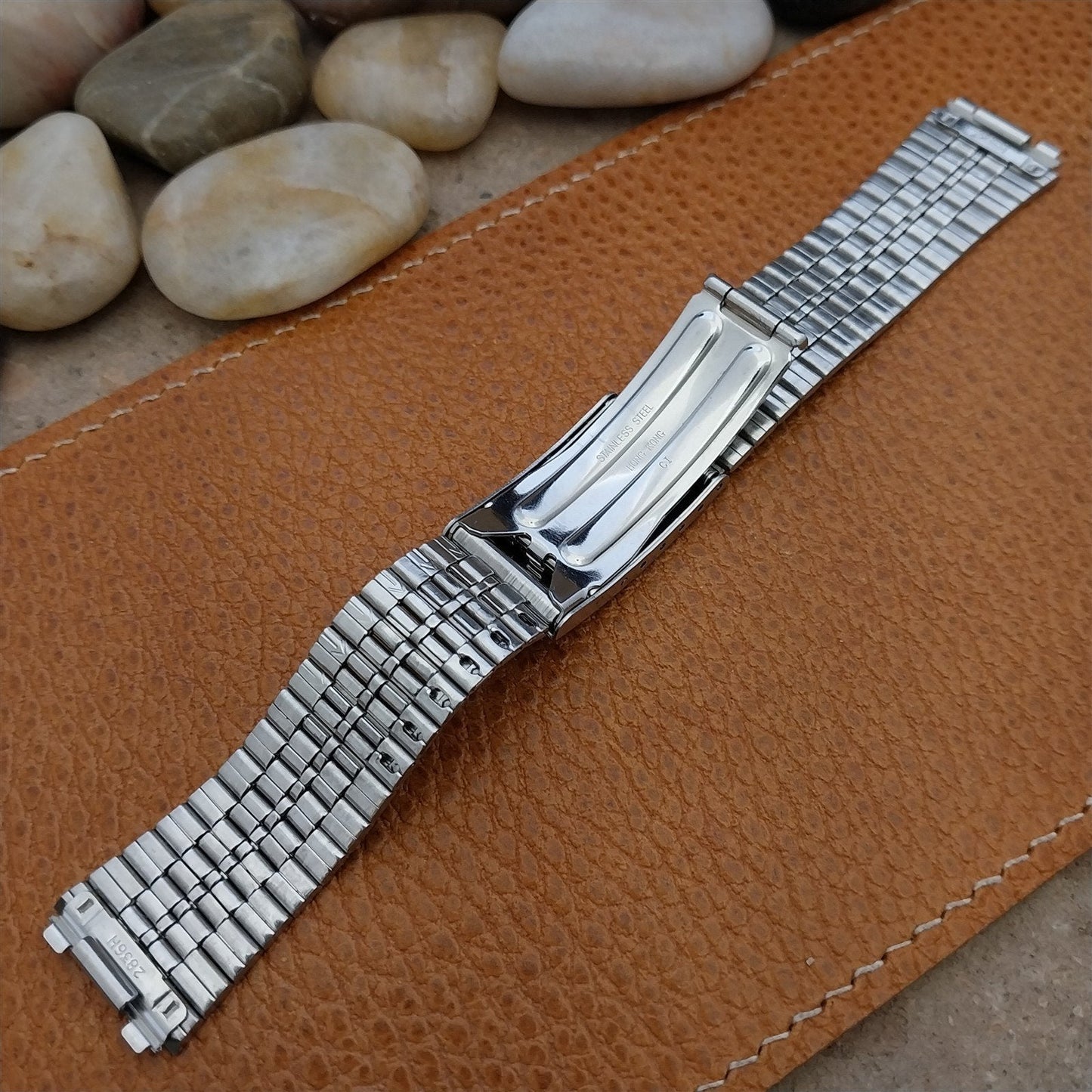 Vintage 18mm 2836H Classic Stainless Steel Flared nos Unused Watch Band